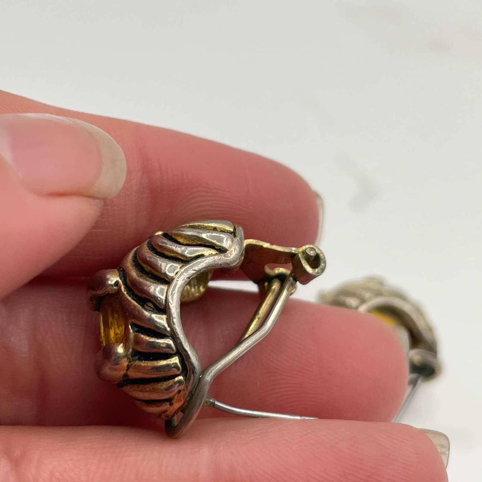 Vintage Two-Tone Citrine Style Earrings Gold Silver Tone with Amber Glass Stone - Thumbnail 11