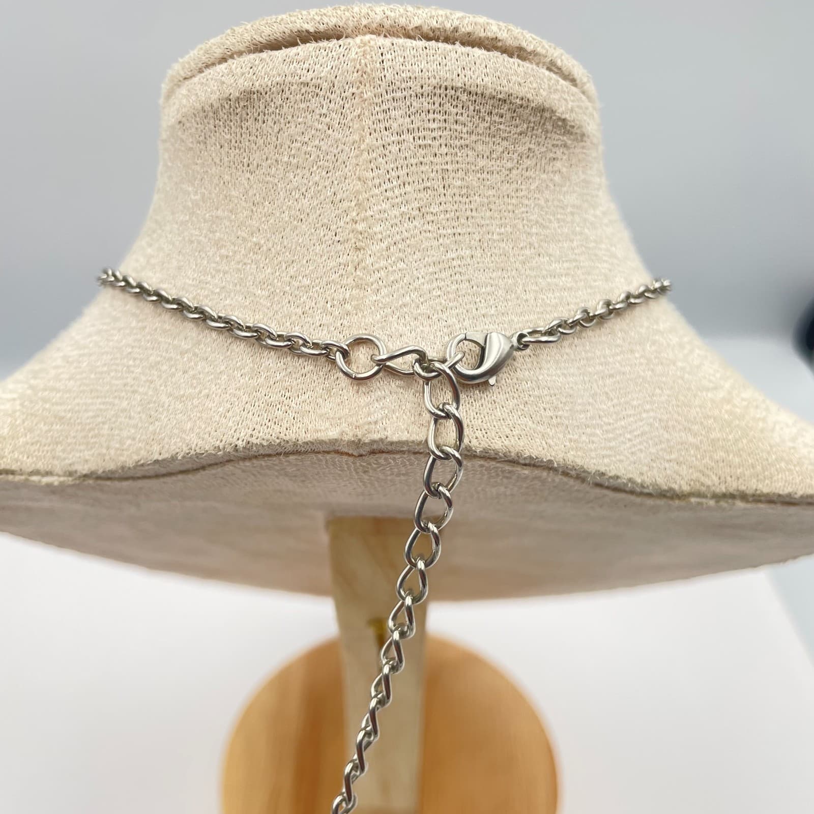 Vintage 90s Doctor Who TARDIS Police Box Pendant Necklace Blue Silver Tone Chain - Thumbnail 6