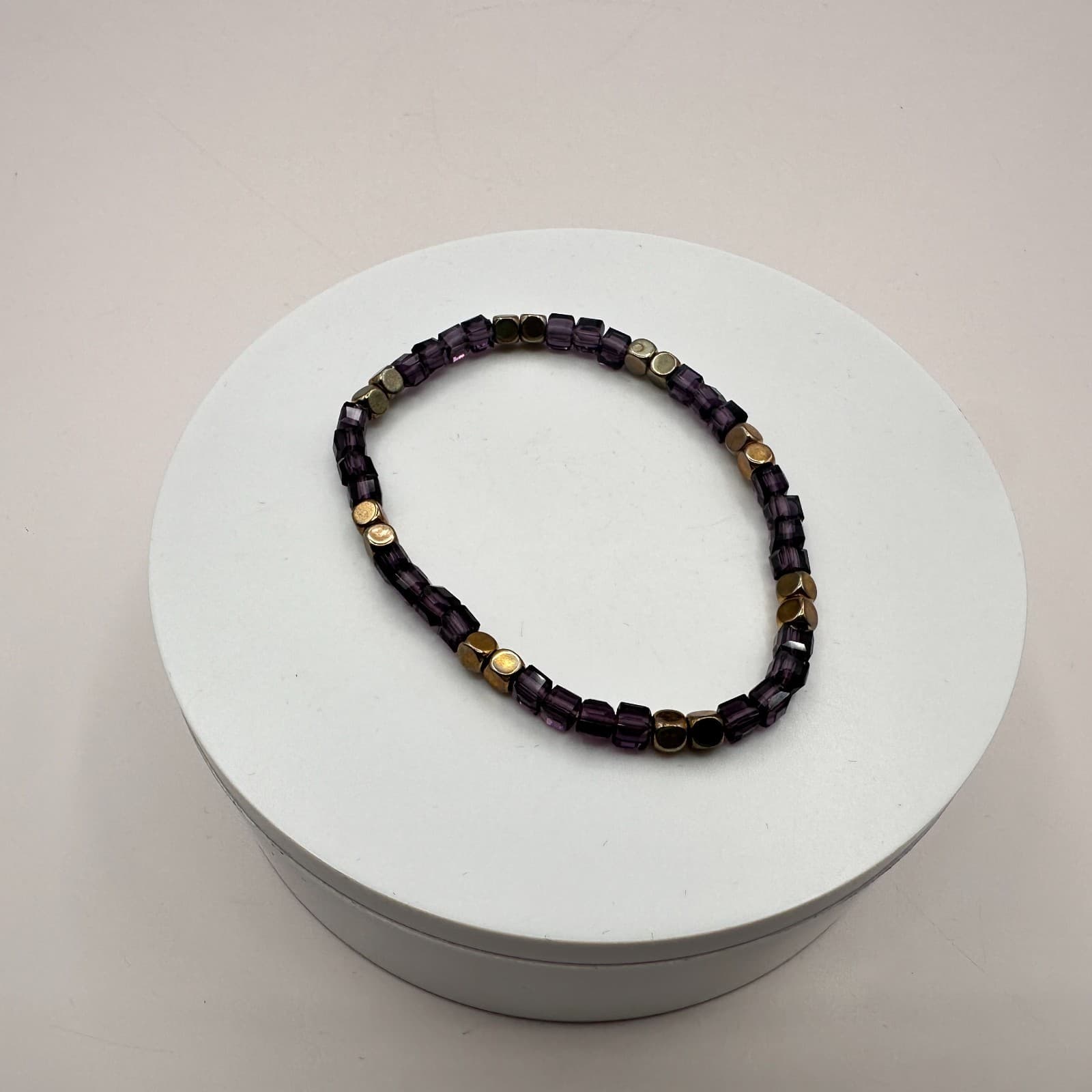 Vintage Y2K Gold tone Stretch Purple Beaded Bracelet Women's Classic Jewelry - Thumbnail 2