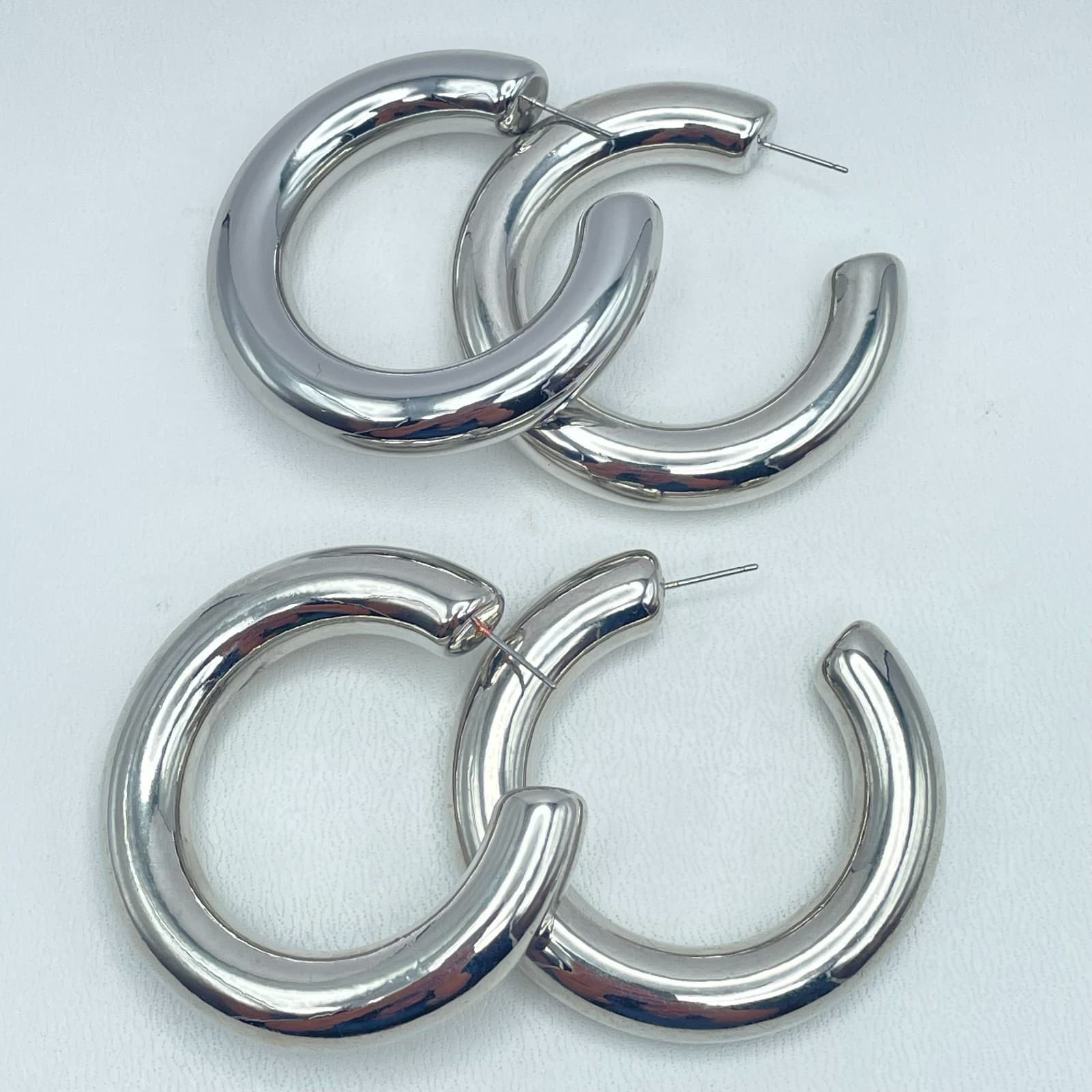 Vintage 90s Silver Tone Chunky Hoop Bold Earrings Women's Classic Jewelry - Thumbnail 7