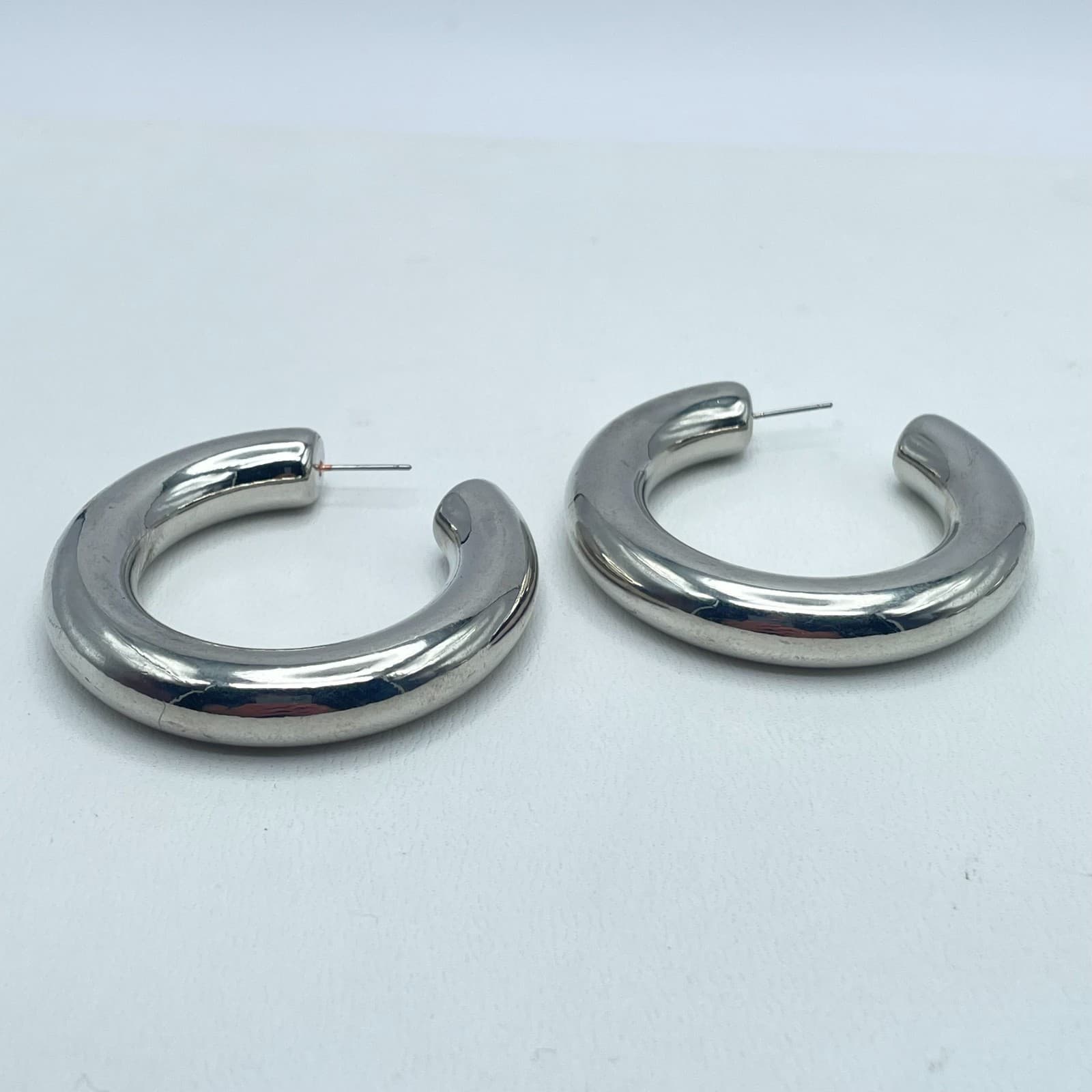 Vintage 90s Silver Tone Chunky Hoop Bold Earrings Women's Classic Jewelry - Thumbnail 5