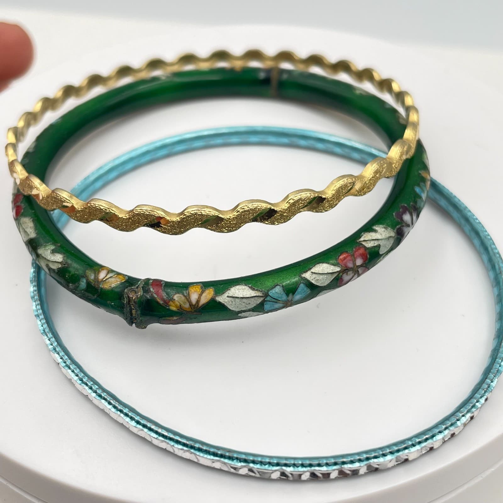 Vintage 80s 90s Gold/Silver Tone Floral Enamel Bracelet Set Boho Women's Jewelry - Thumbnail 3