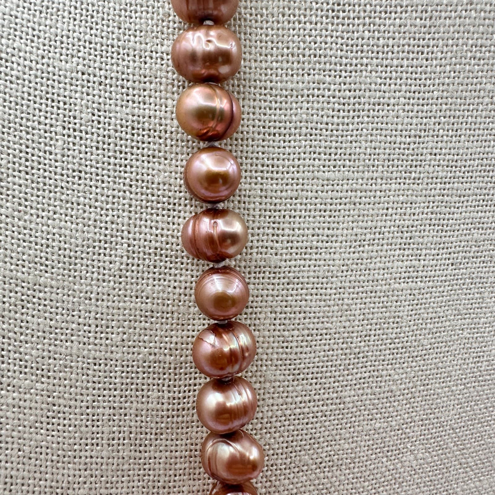 Vintage 80s Rose Gold Tone Pearl Necklace Elegant Hand Strung Beads Jewelry - Thumbnail 5