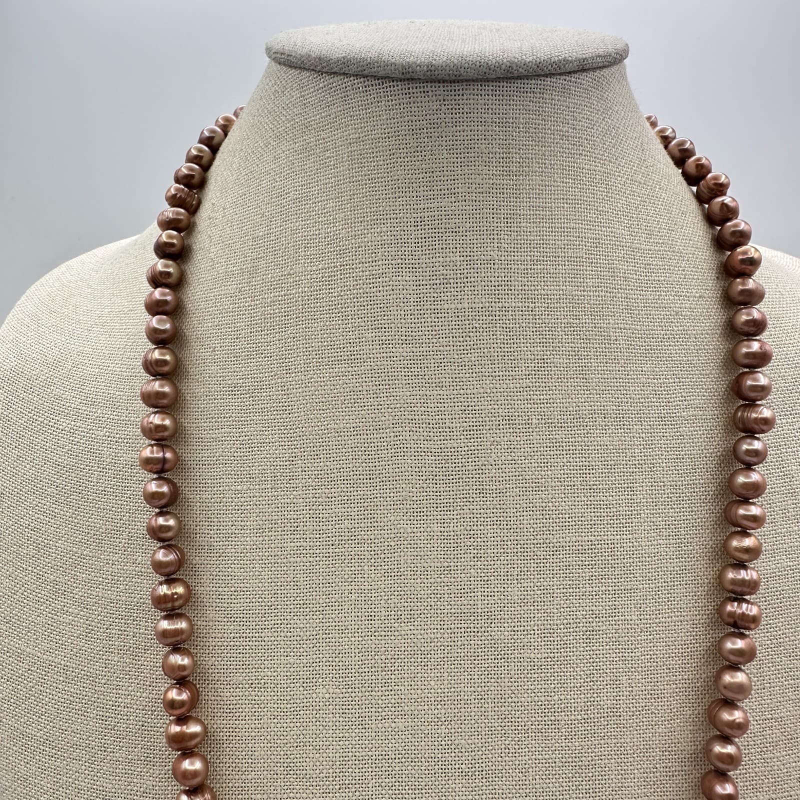 Vintage 80s Rose Gold Tone Pearl Necklace Elegant Hand Strung Beads Jewelry - Thumbnail 4