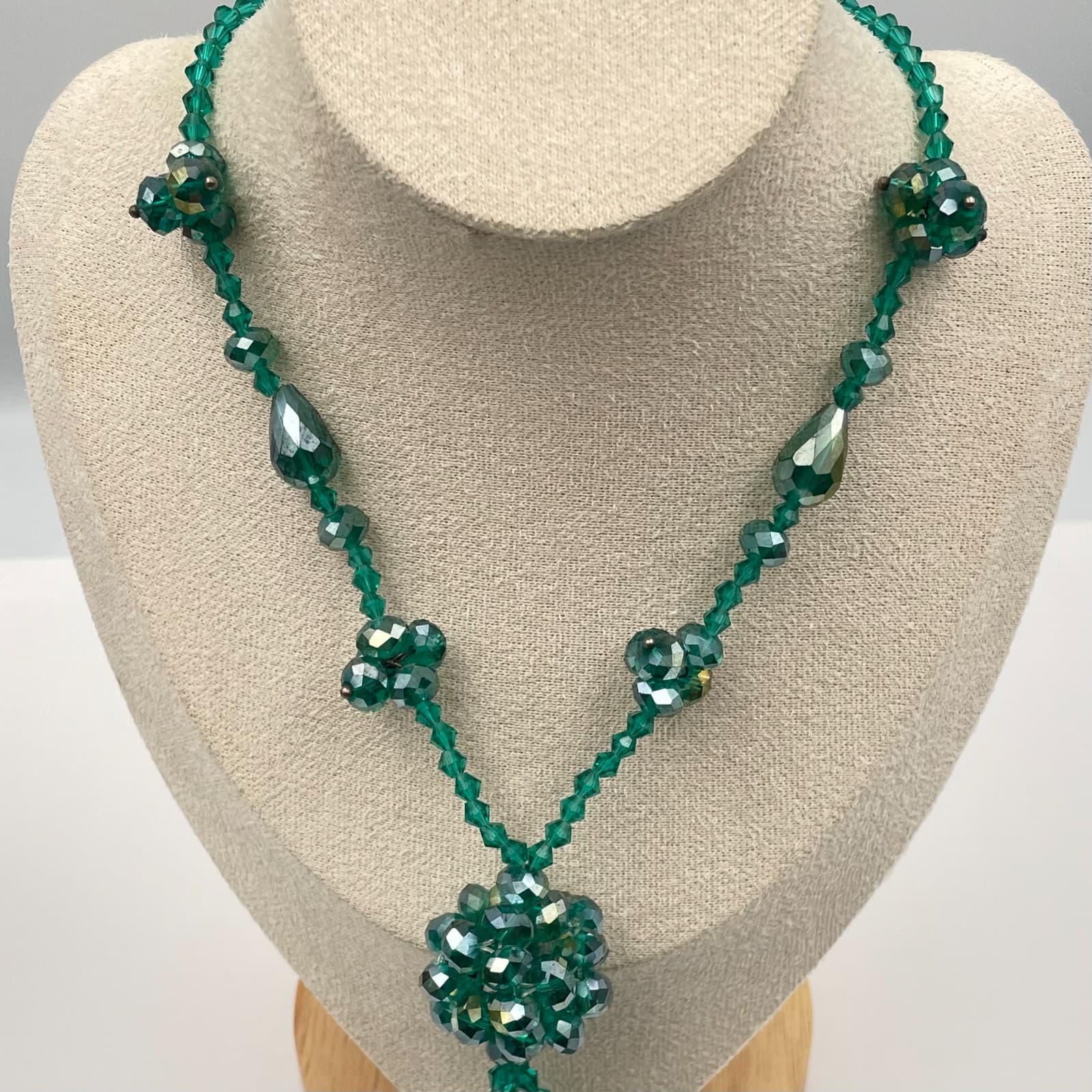 Vintage 90s Faceted Green Glass Beaded Tassel Necklace Boho Statement Jewelry - Thumbnail 2