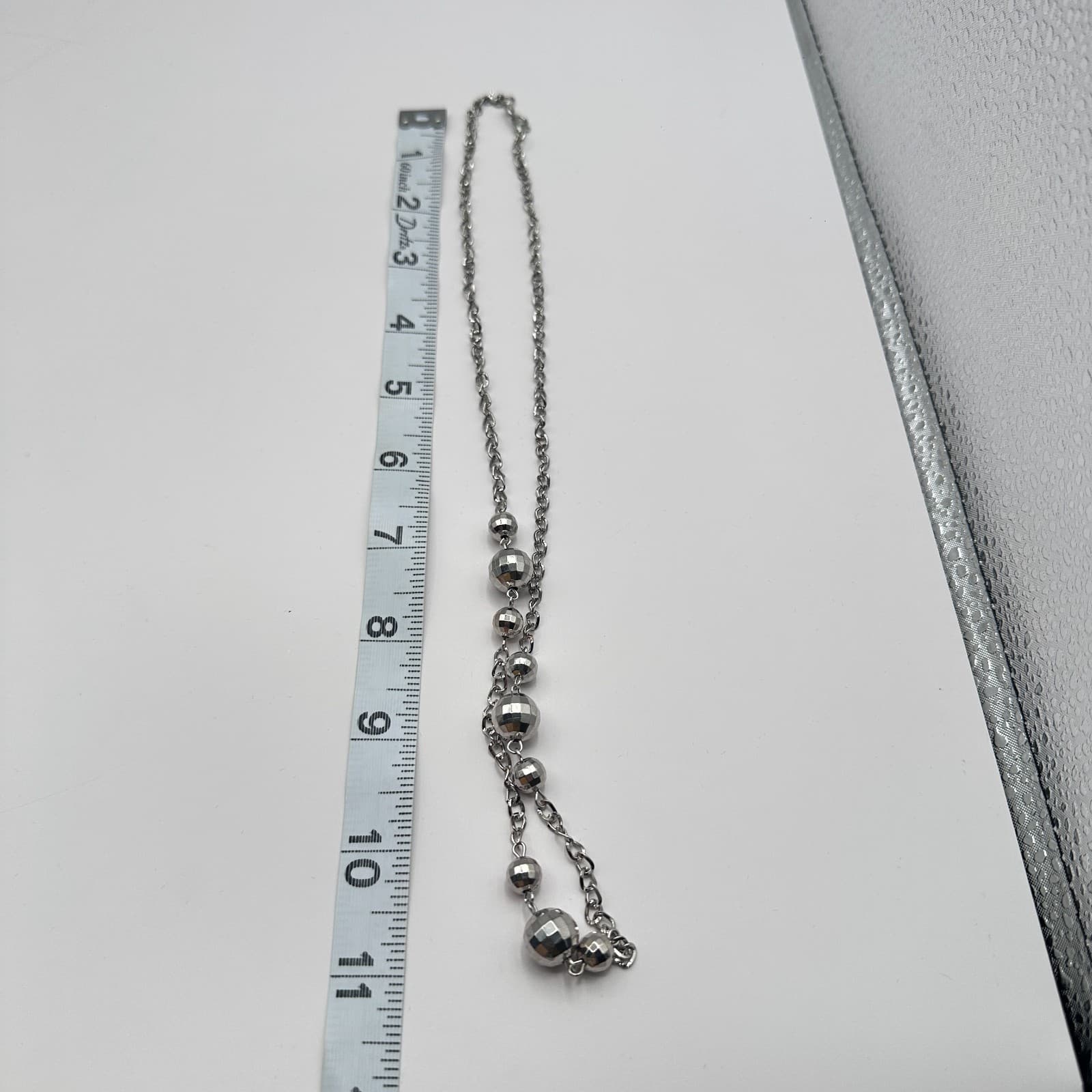 Vintage 90s Silver Tone Faceted Disco Ball Bead Station Necklace Retro Jewelry - Thumbnail 8