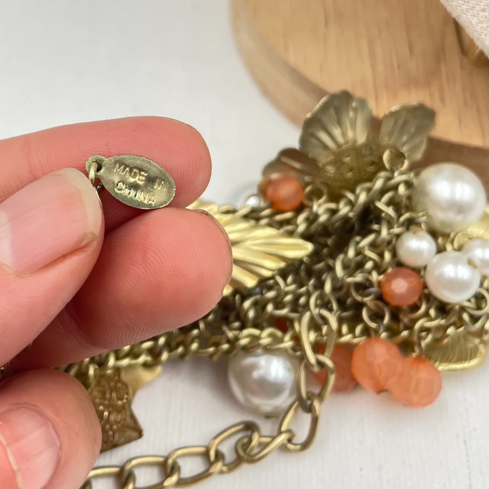 Vintage 90s Robert Rose Floral Bib Necklace Gold Tone Glass Pearl Coral Pink - Thumbnail 9