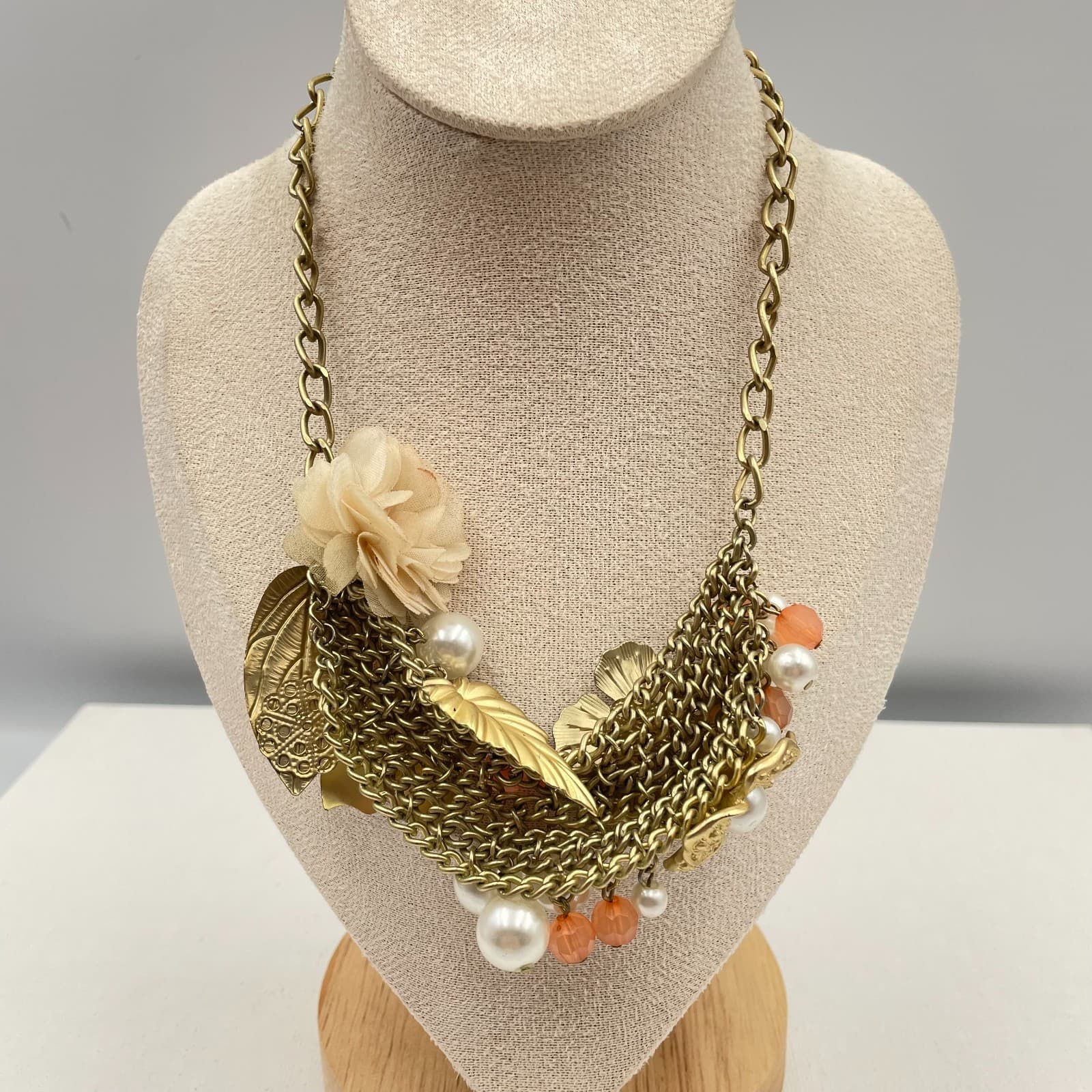 Vintage 90s Robert Rose Floral Bib Necklace Gold Tone Glass Pearl Coral Pink - Thumbnail 7