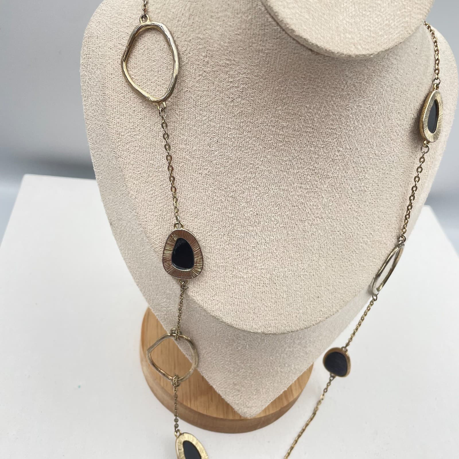 Vintage 90s Gold Tone Long Station Necklace Black Enamel Boho Classic Jewelry - Thumbnail 2