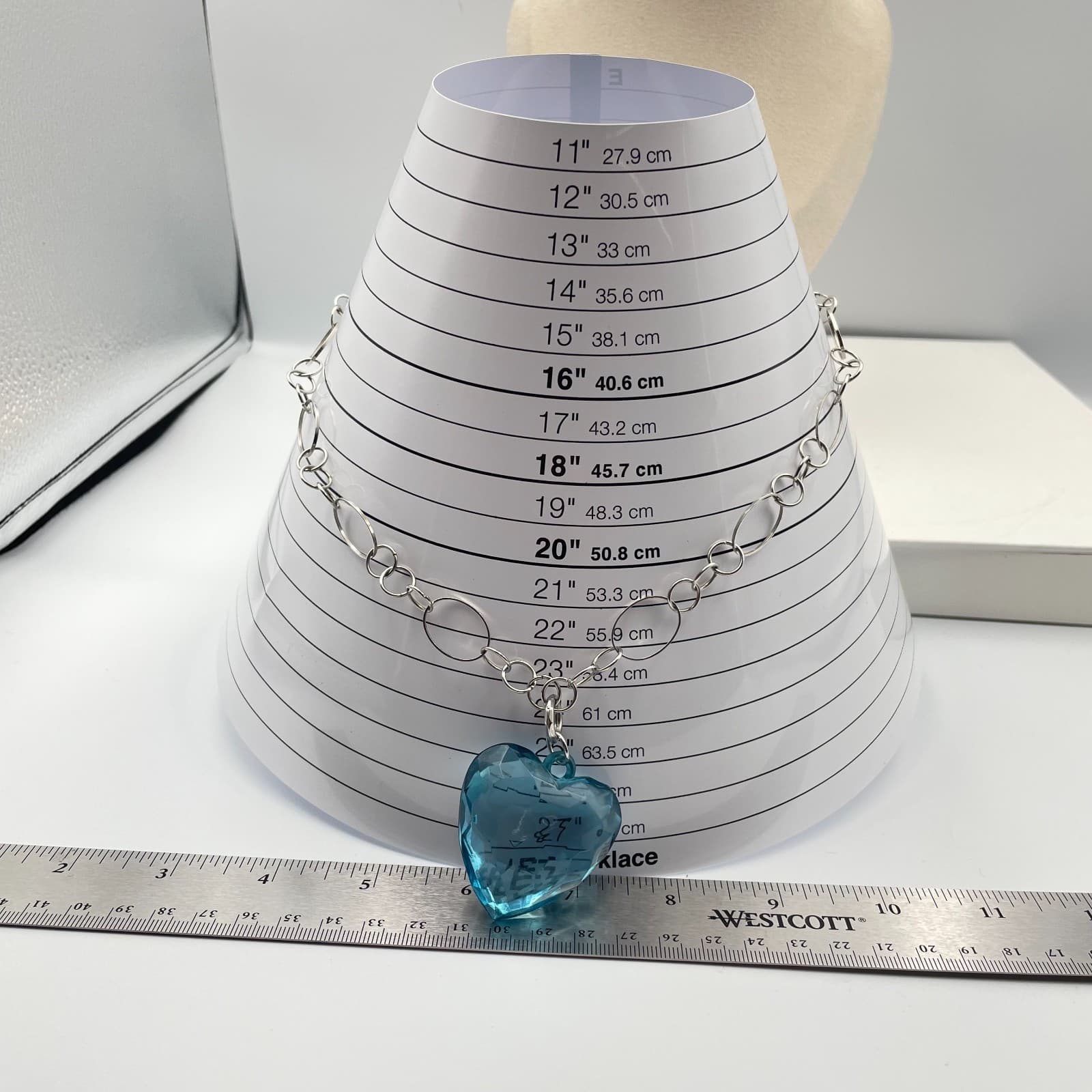 Vintage Y2K Silver Tone Oval Link Chain Blue Heart Pendant Necklace Jewelry - Thumbnail 9