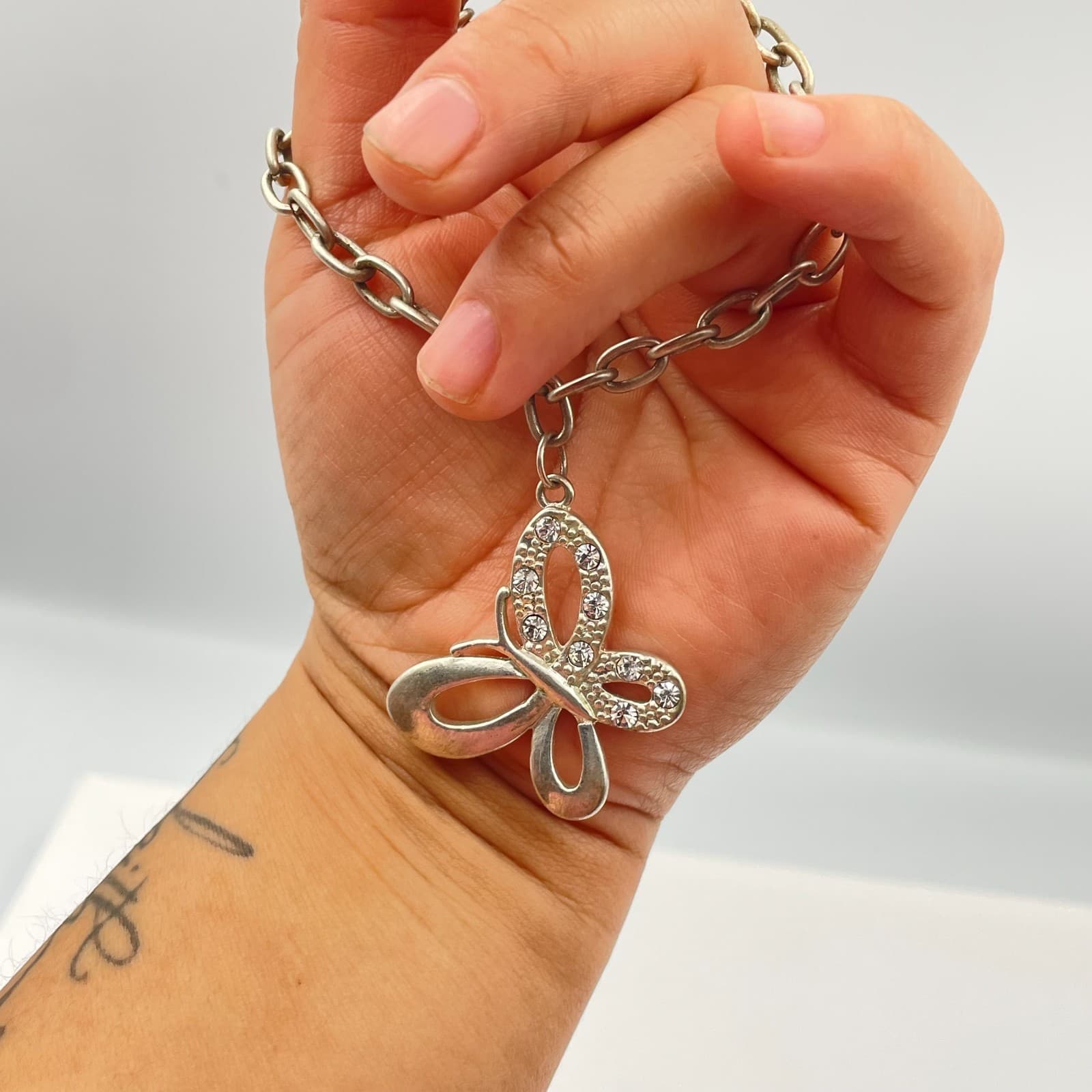 Vintage Y2K Silver Tone Butterfly Charm Bracelet Rhinestone Women's Jewelry - Thumbnail 8