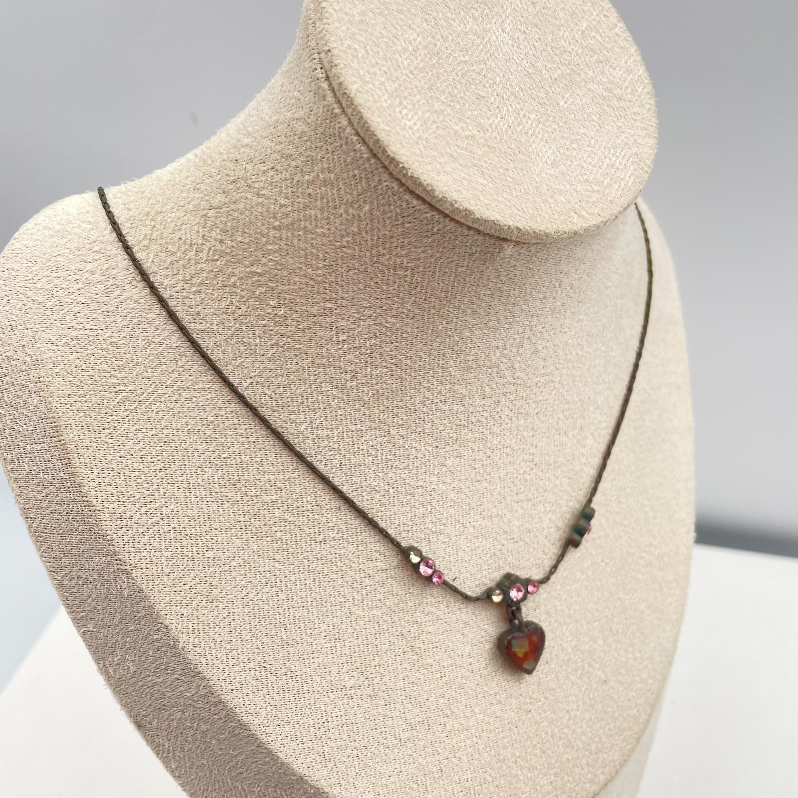 Vintage Y2K Bronze Tone Heart Pendant Necklaces Pink Glass Boho Fashion Jewelry - Thumbnail 2