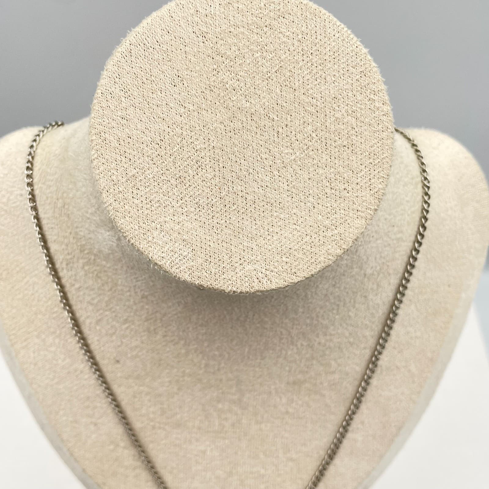 Vintage 90s Silver Tone Curb Chain Necklace & Triple Dangle Earrings Jewelry Set - Thumbnail 3