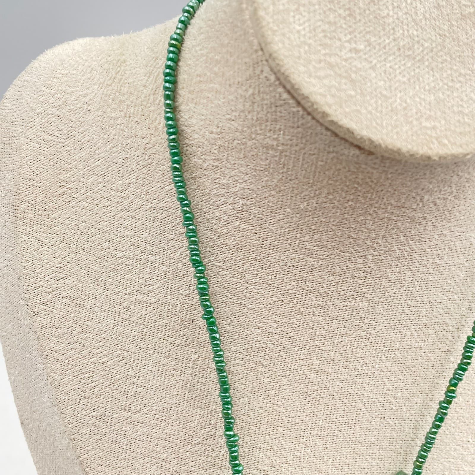 Vintage 90s Green Aventurine Glass Bead Pendant Necklace Boho Fashion Jewelry - Thumbnail 3