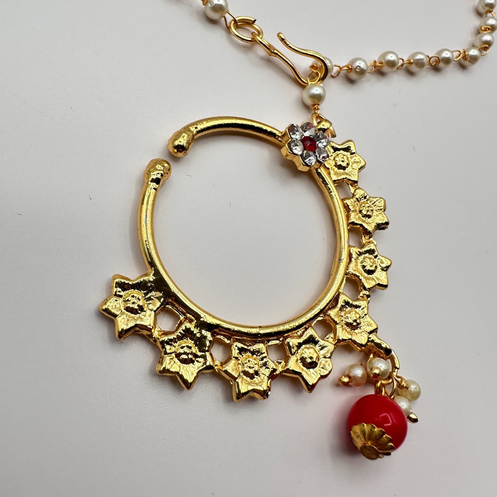 Vintage 90s Nath Indian Bridal Nose Ring Gold Tone Red & White Glass Pearl - Thumbnail 3