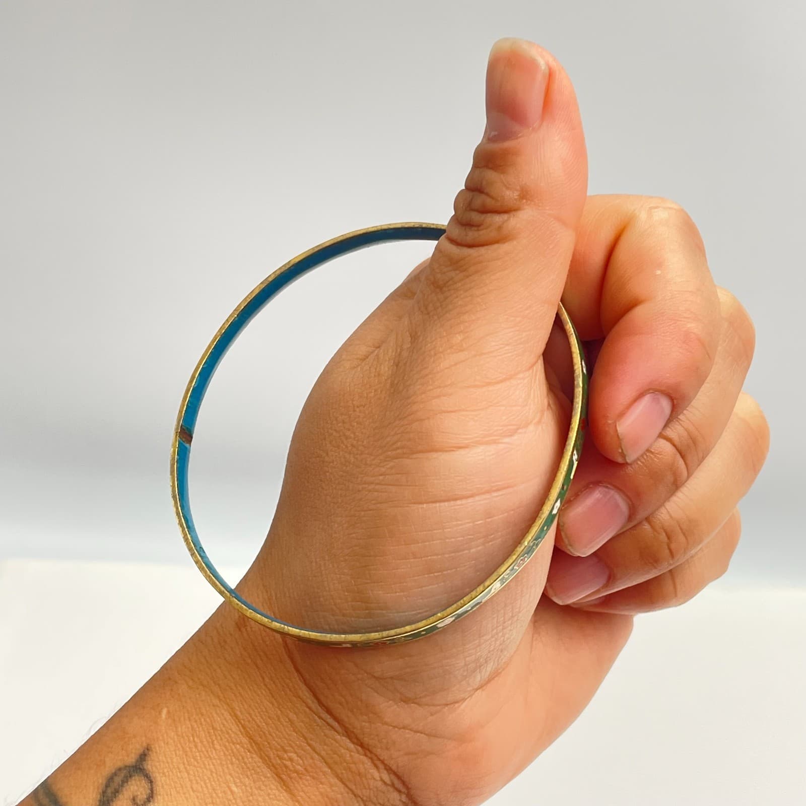 Vintage 80s Green Floral Enamel Bangle Bracelet Gold Tone Boho Fashion Jewelry - Thumbnail 8