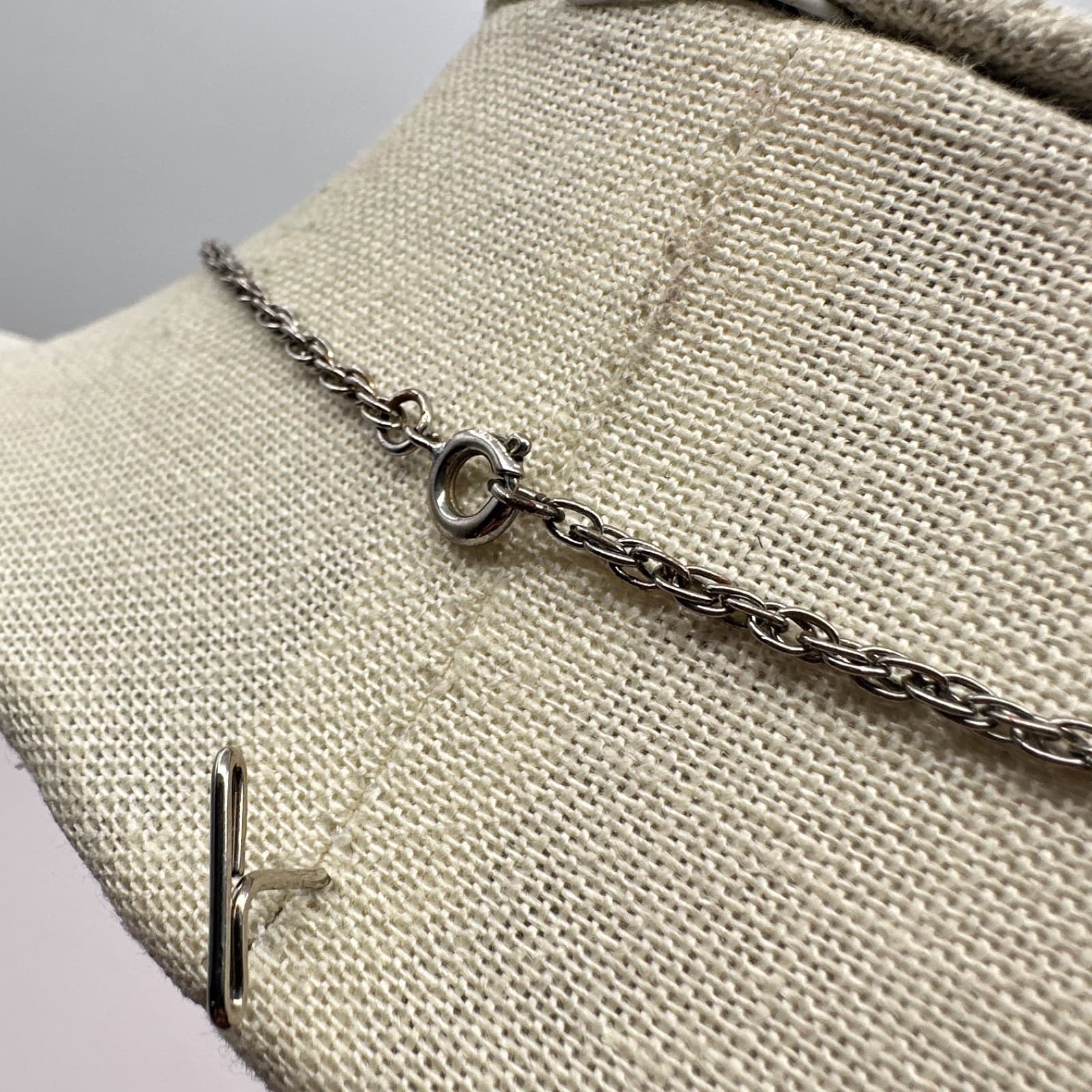 Vintage 90s Silver Tone Twisted Rope Chain Necklace Minimalist Fashion Jewelry - Thumbnail 4