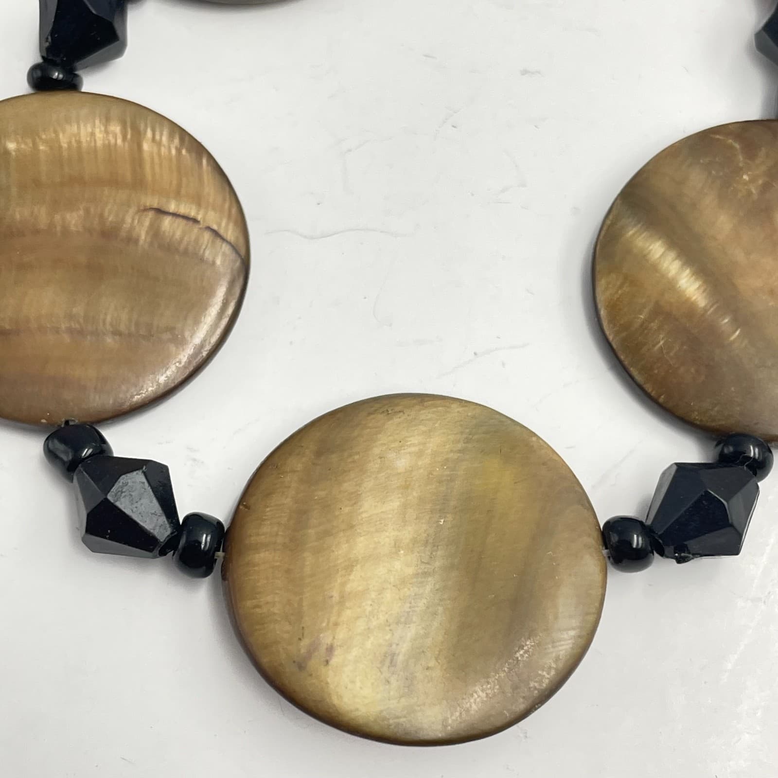 Vintage 90s Brown Shell & Black Glass Bead Bracelet Boho Earthy Minimalist - Thumbnail 4