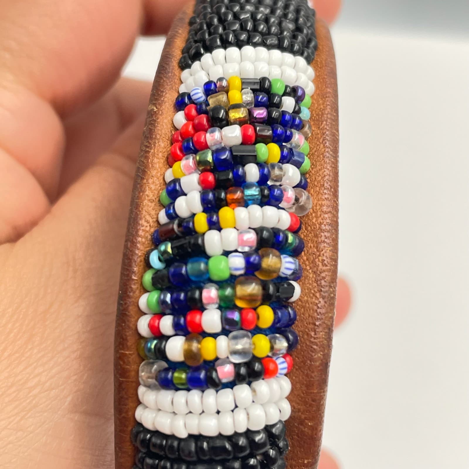 Vintage 90s Glass Bead Leather Bangle Bracelet Boho Tribal Fashion Jewelry - Thumbnail 4