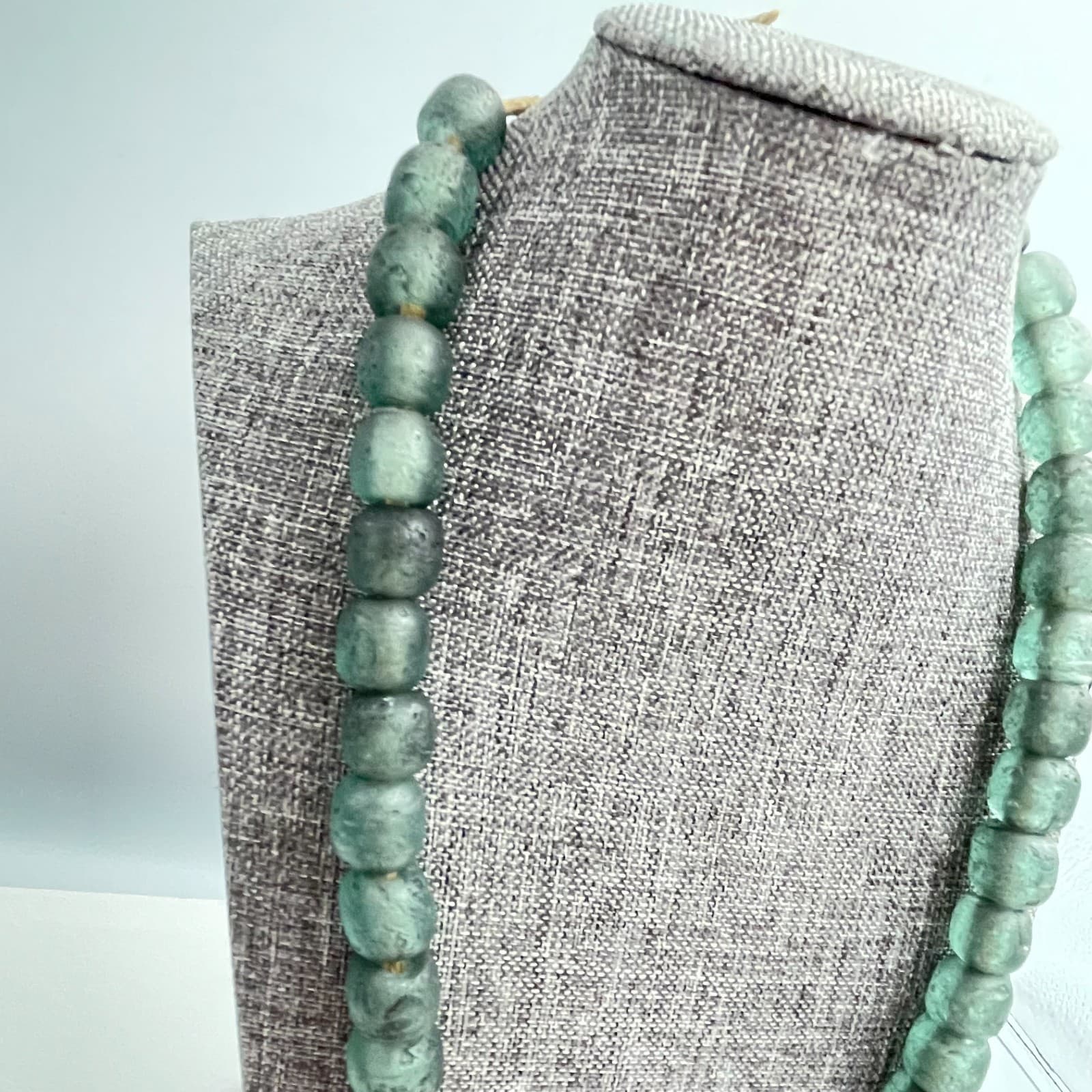 Vintage 90s Teal Green Recycled Glass Beaded Necklace Boho Women's Jewelry - Thumbnail 3