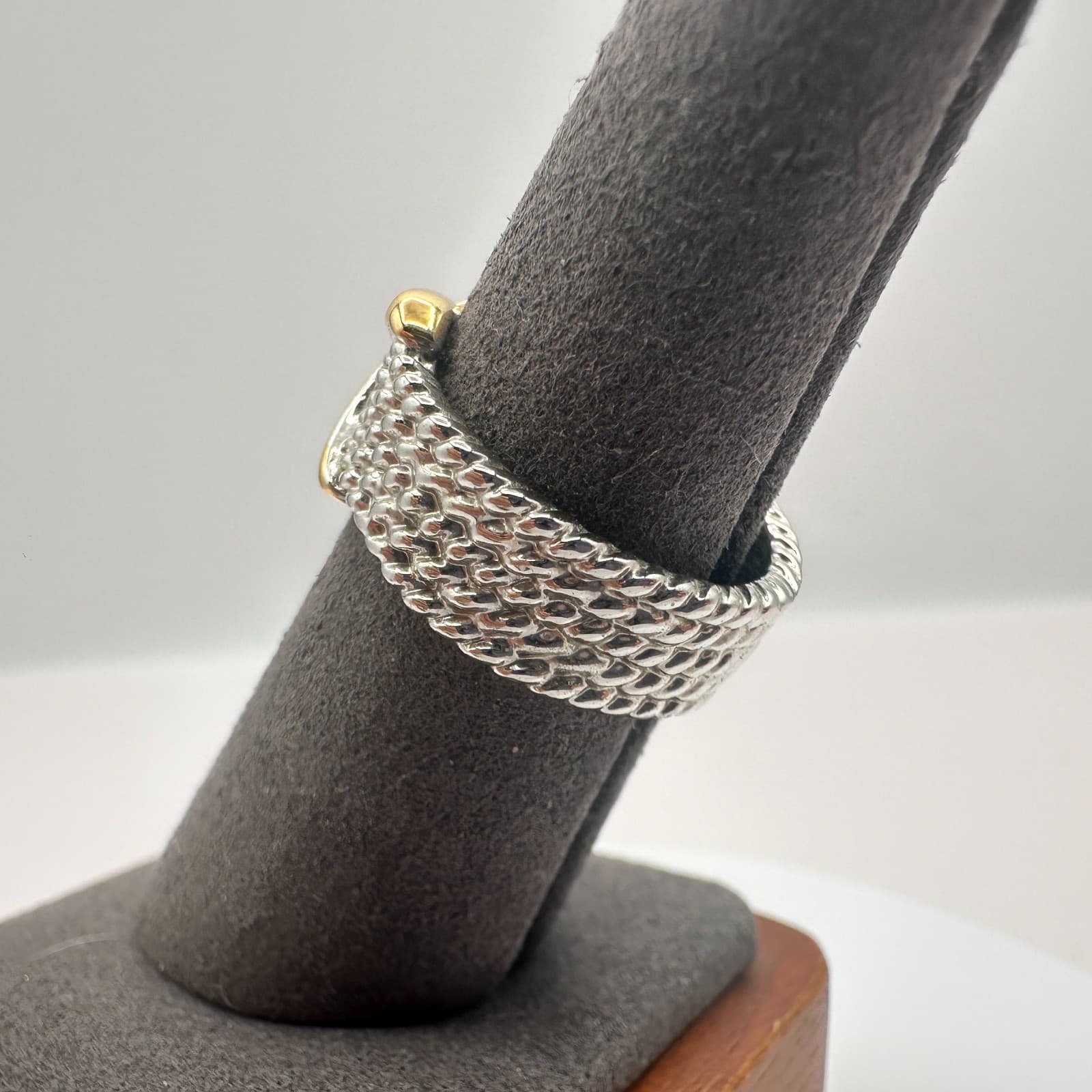 Vintage 80s Interwoven Rope Band Ring Gold Tone Accent Statement Classic Jewelry - Thumbnail 6