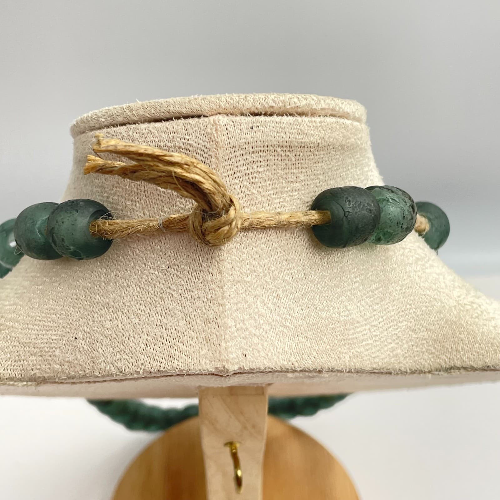 Vintage 90s Teal Green Recycled Glass Beaded Necklace Boho Women's Jewelry - Thumbnail 12