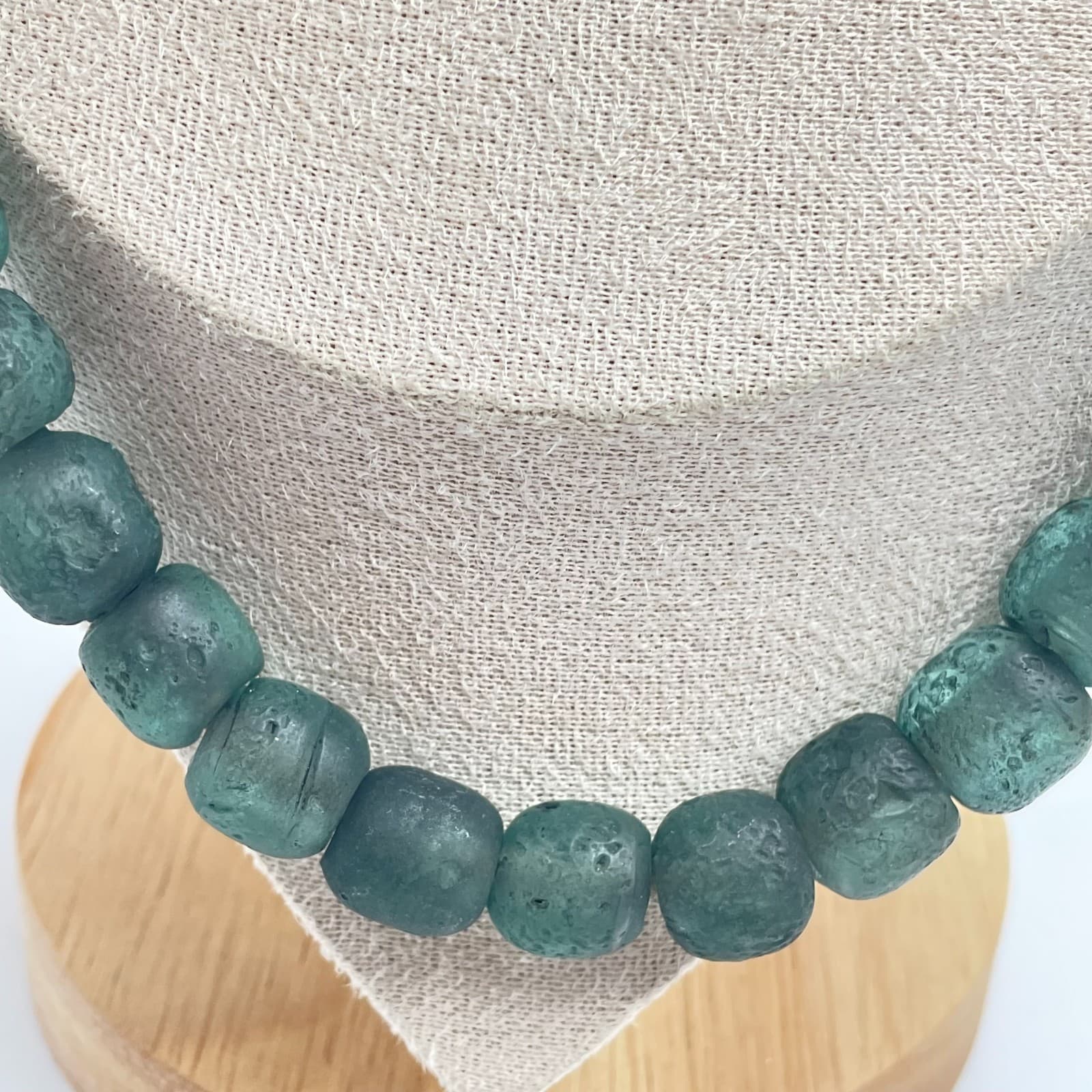Vintage 90s Teal Green Recycled Glass Beaded Necklace Boho Women's Jewelry - Thumbnail 10