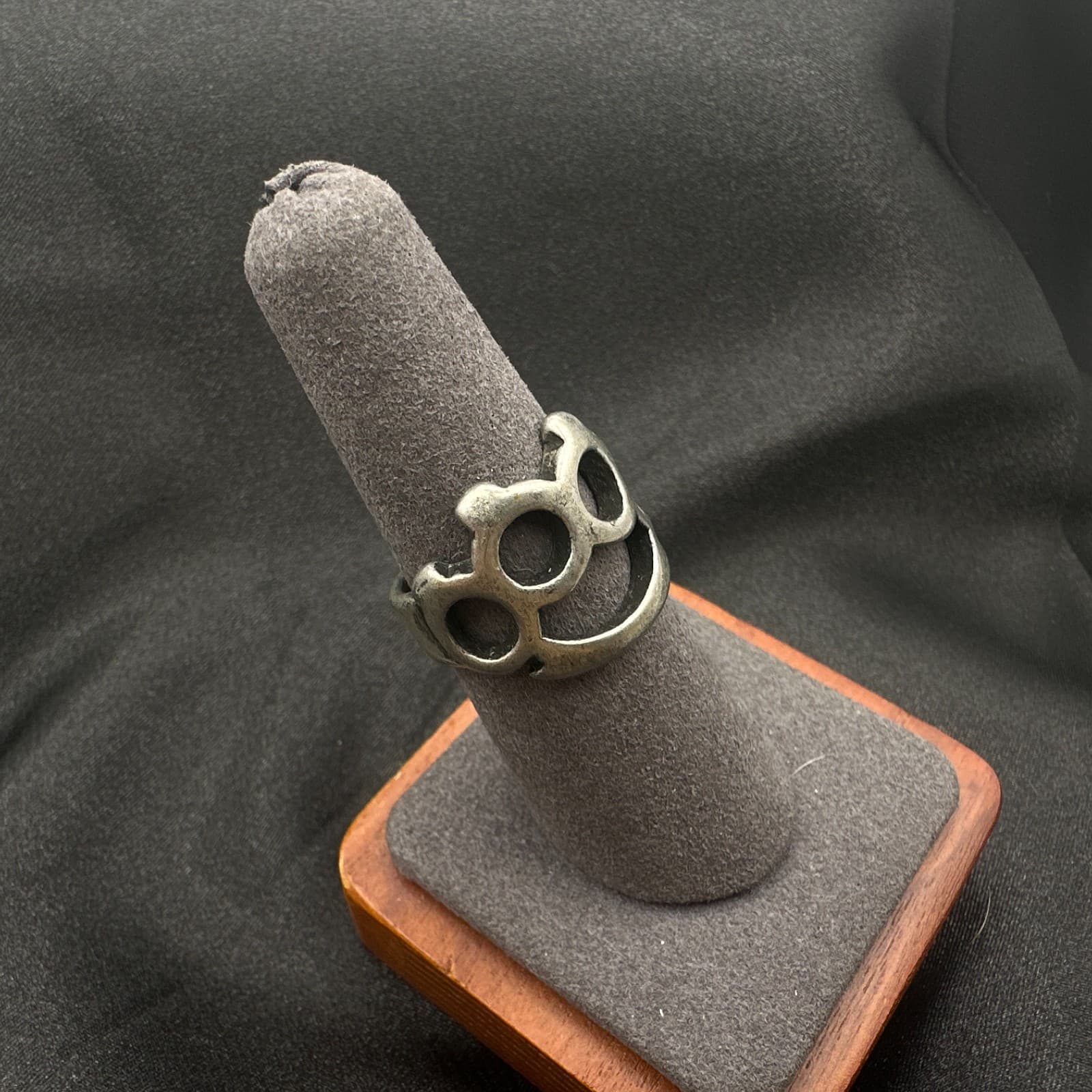 Vintage 90s Silver Tone Knuckle Duster Ring Biker Punk Statement Band Jewelry - Thumbnail 10