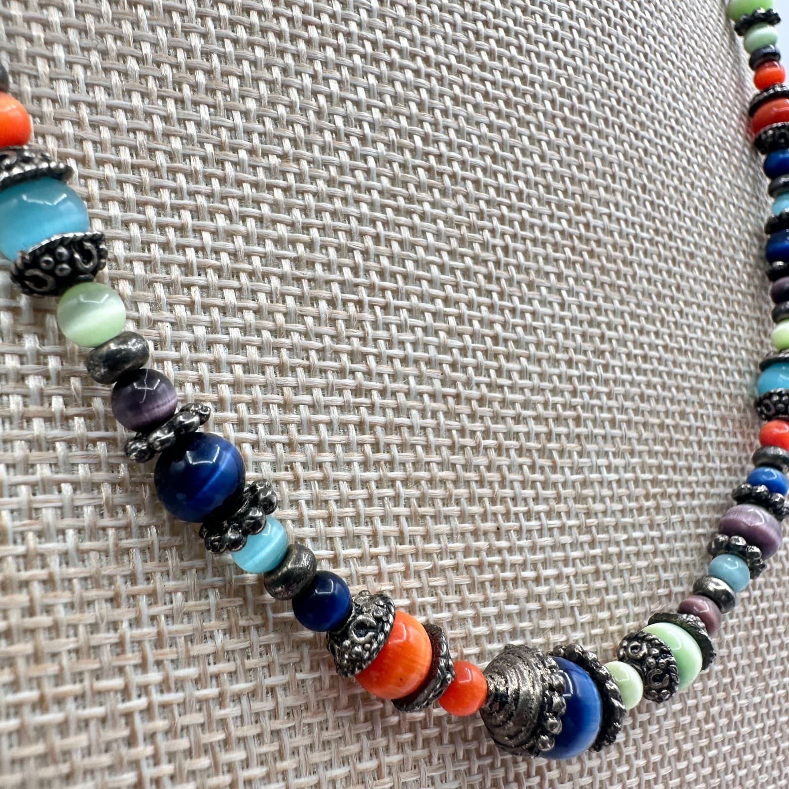 Vintage 80s Unisex Beaded Necklace Glass Cats Eye Bead Multi Color Silver Tone - Thumbnail 4