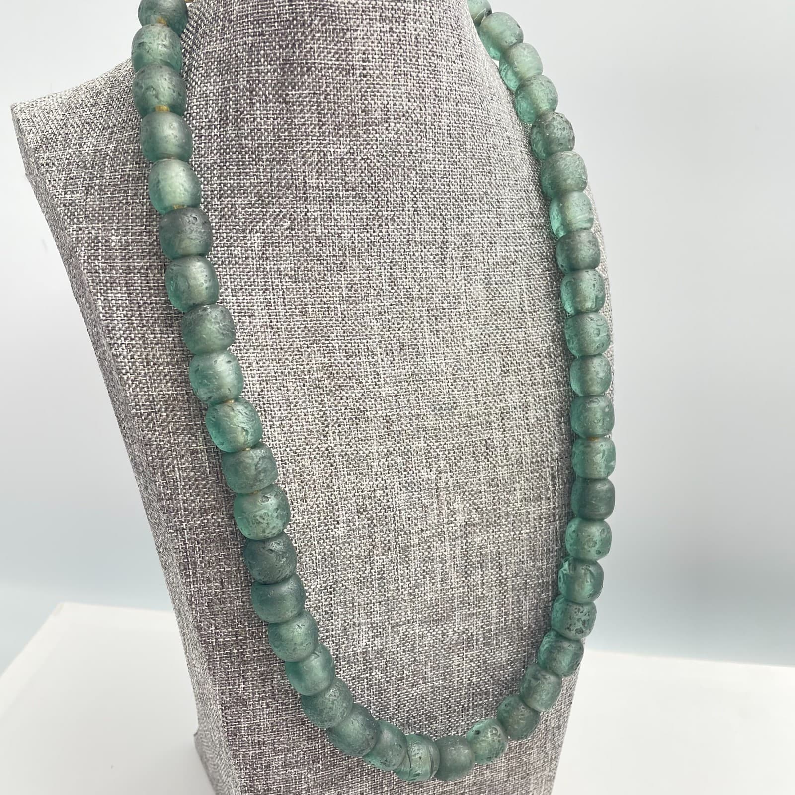Vintage 90s Teal Green Recycled Glass Beaded Necklace Boho Women's Jewelry - Thumbnail 6