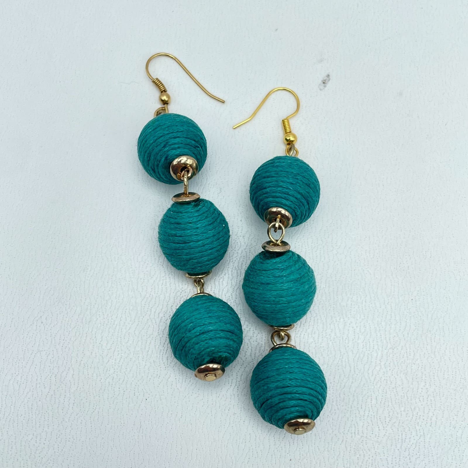 Vintage Y2K Boho Teal Thread Wrapped Ball Drop Earrings Gold-Tone Hooks Jewelry - Image 1