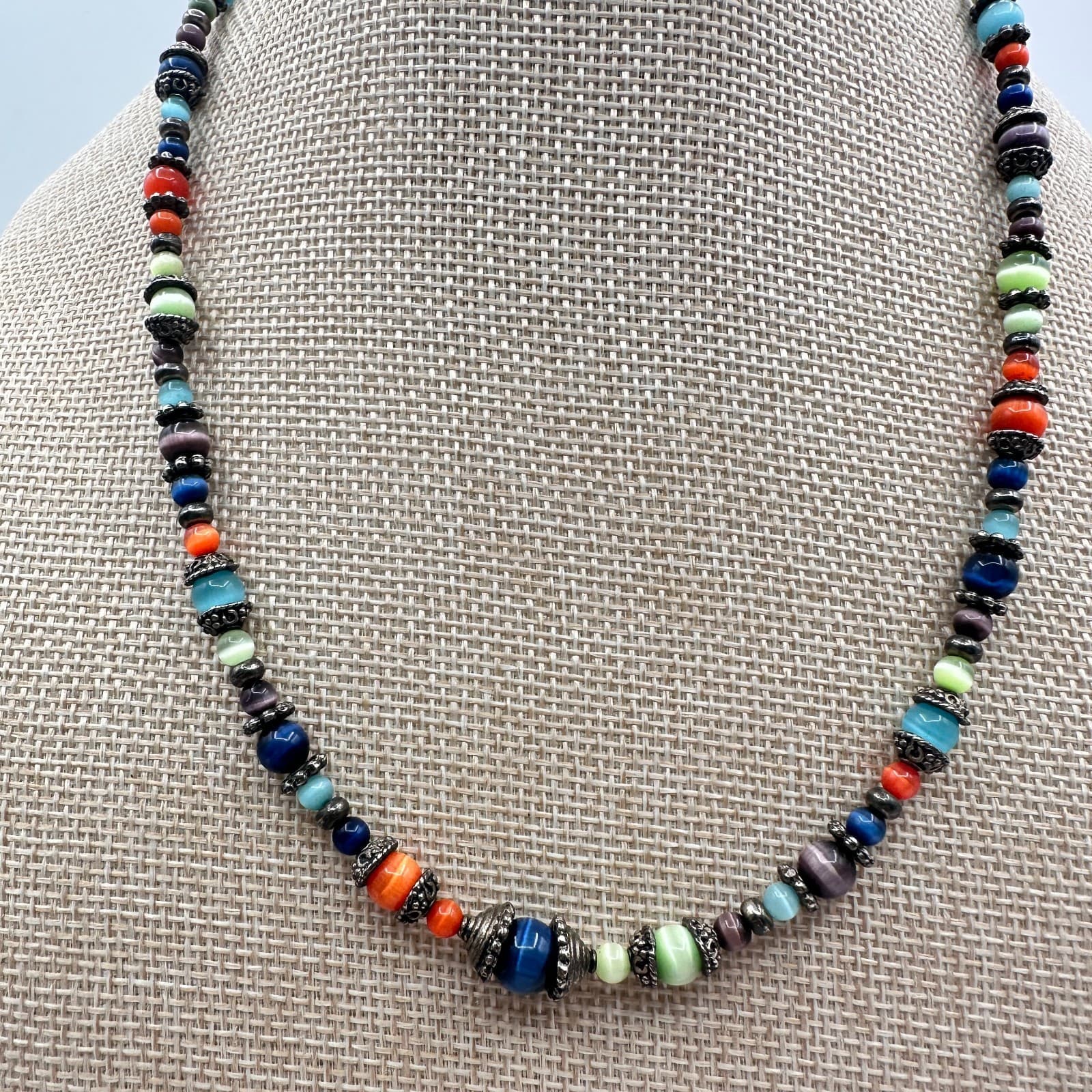 Vintage 80s Unisex Beaded Necklace Glass Cats Eye Bead Multi Color Silver Tone - Thumbnail 2