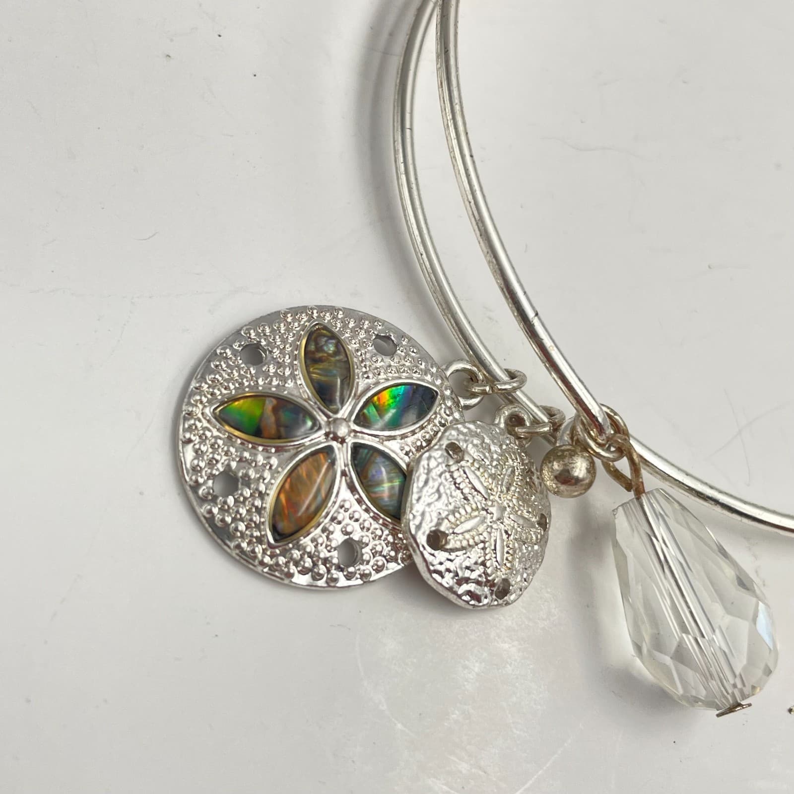 Vintage 90s Silver Tone Sand Dollar Bangle Bracelet Glass Charm Inlay Beach Boho - Thumbnail 4