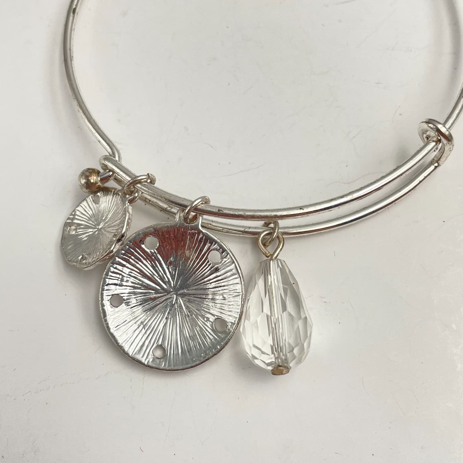 Vintage 90s Silver Tone Sand Dollar Bangle Bracelet Glass Charm Inlay Beach Boho - Thumbnail 2