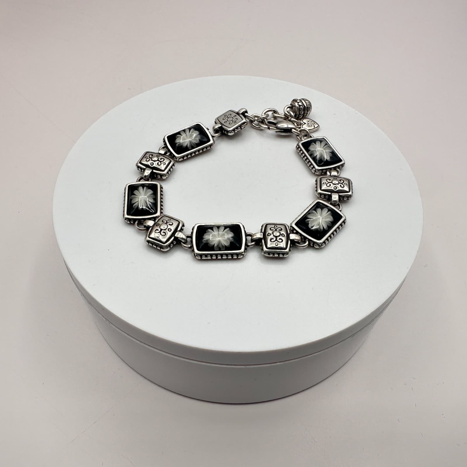 Vintage 80s Women Earrings Silver Tone Glass Beaded Dangle Jewelry - Thumbnail 4