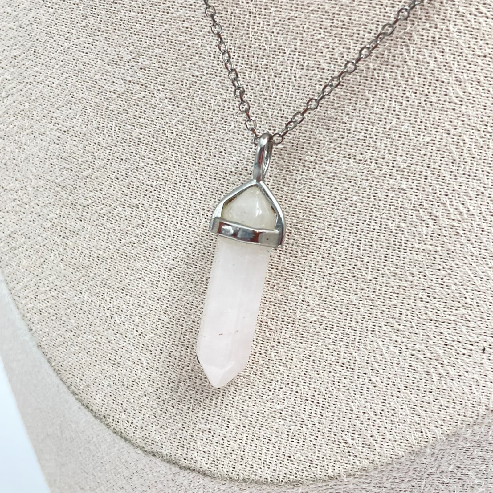 Vintage Y2K Silver Tone Rose Quartz Hexagon Point Pendant Necklace Boho Jewelry - Thumbnail 5