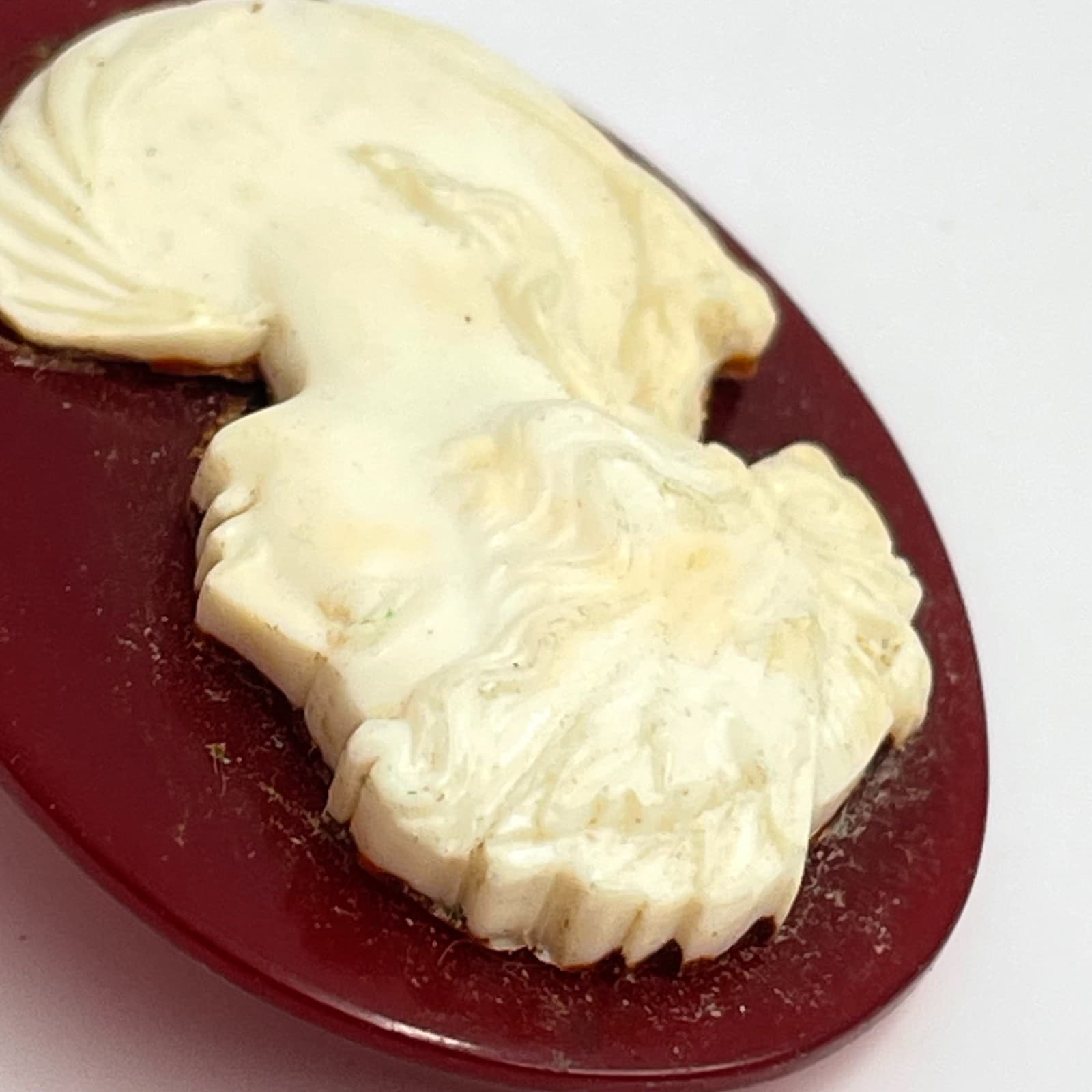 Vintage 80s Cream Cameo Brooch Pin Maiden Portrait Victorian Women's Jewelry - Thumbnail 5