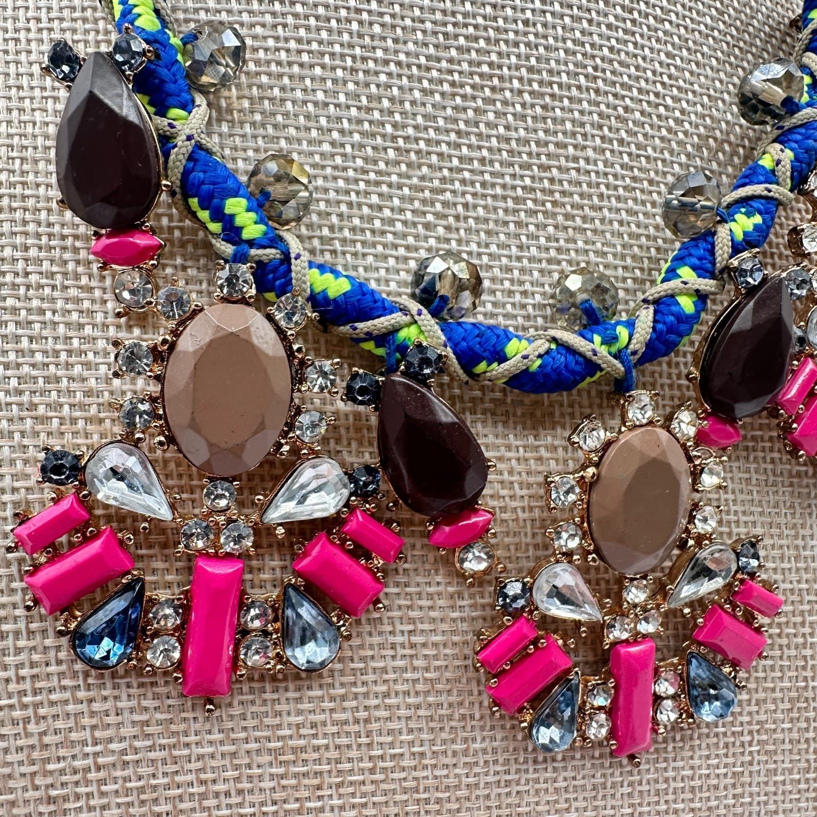 Vintage 80s Women Glass Bib Statement Necklace Blue Rope Cord Multi Color Gold - Thumbnail 3