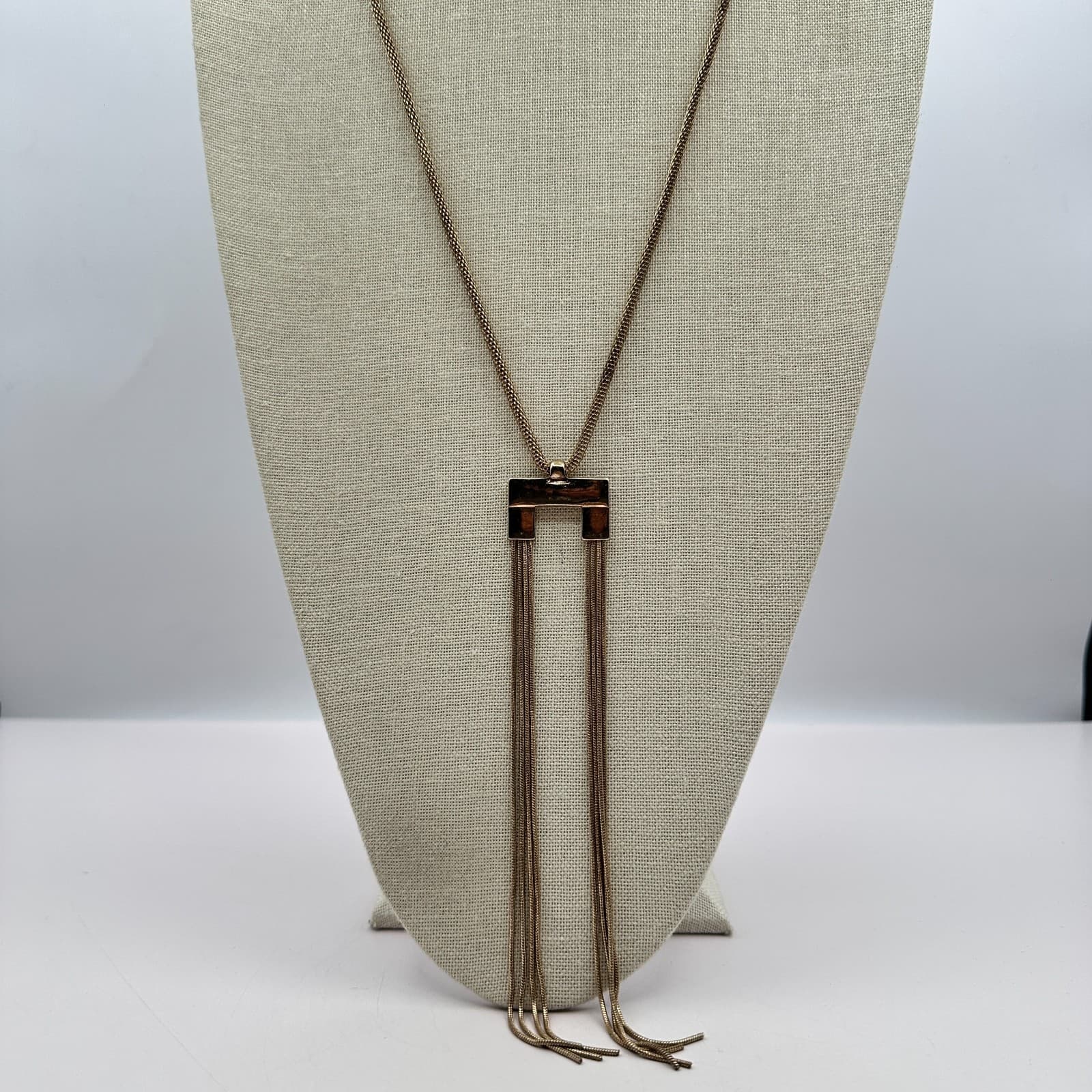 Vintage Y2K Gold Tone Snake Chain Tassel Pendent Necklace Women's Jewelry - Image 1