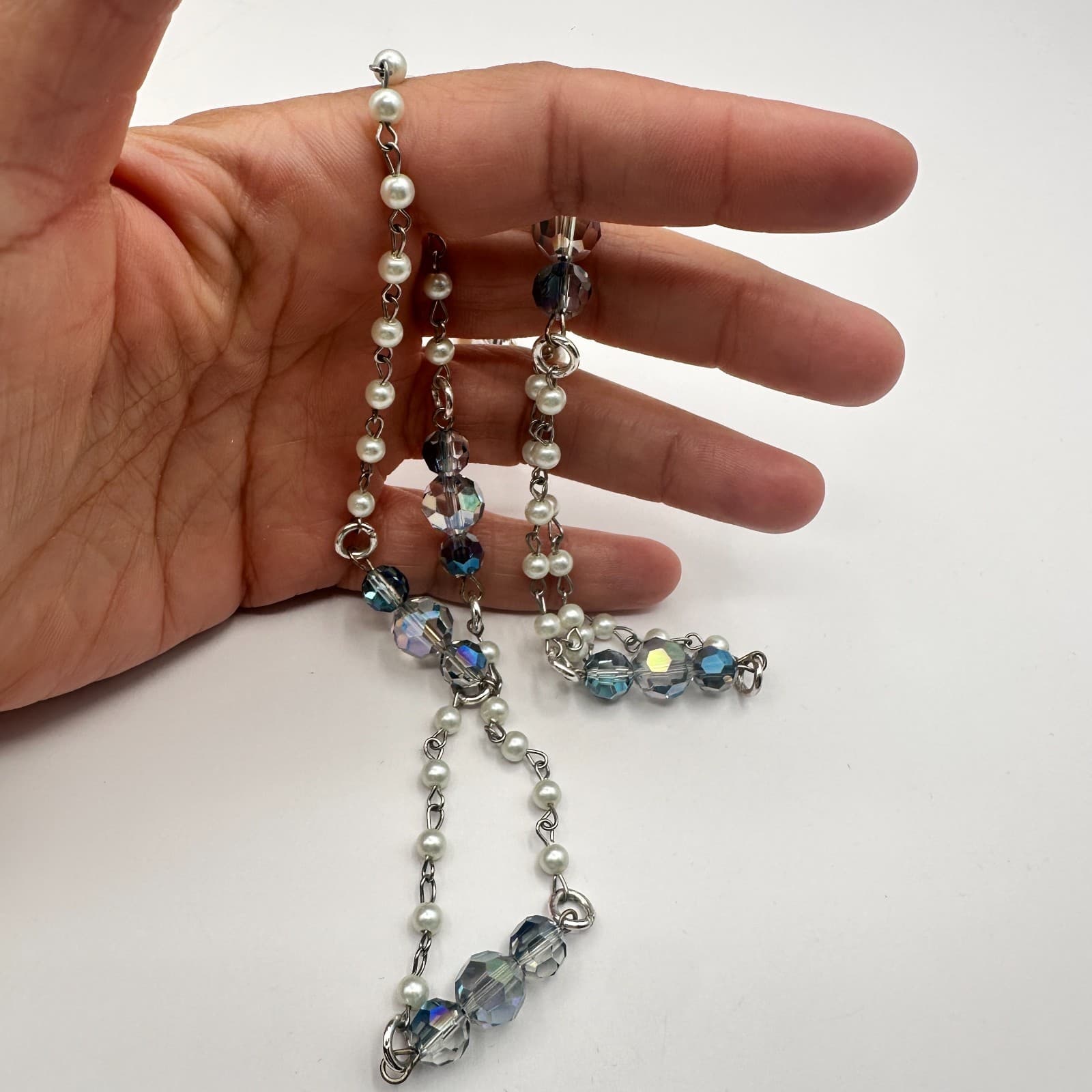 Vintage Y2K White Faux Pearl Blue Glass Beaded Necklace Silver Tone Jewelry - Thumbnail 6