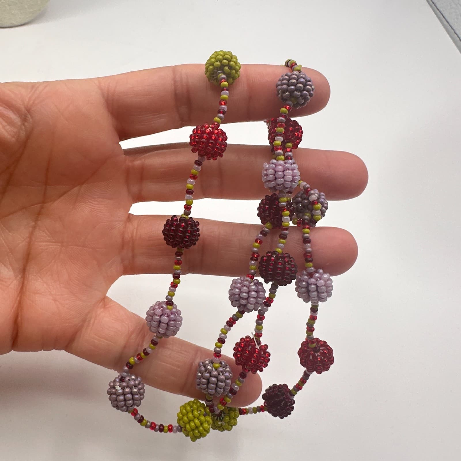 Vintage 90s Glass Seed Bead Cluster Necklace Boho Berry Classic Fashion Jewelry - Thumbnail 6