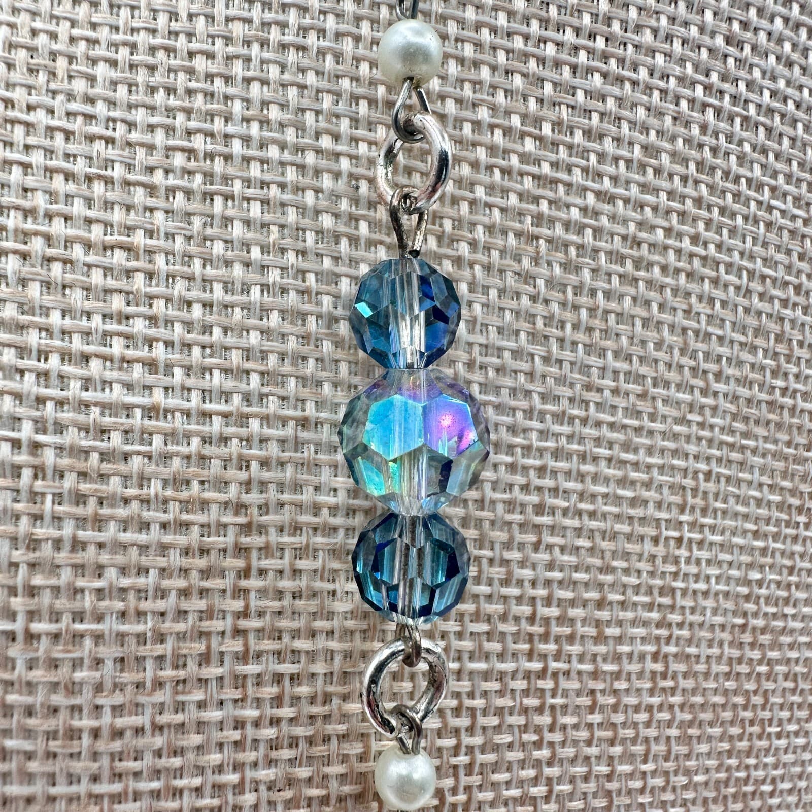 Vintage Y2K White Faux Pearl Blue Glass Beaded Necklace Silver Tone Jewelry - Thumbnail 4