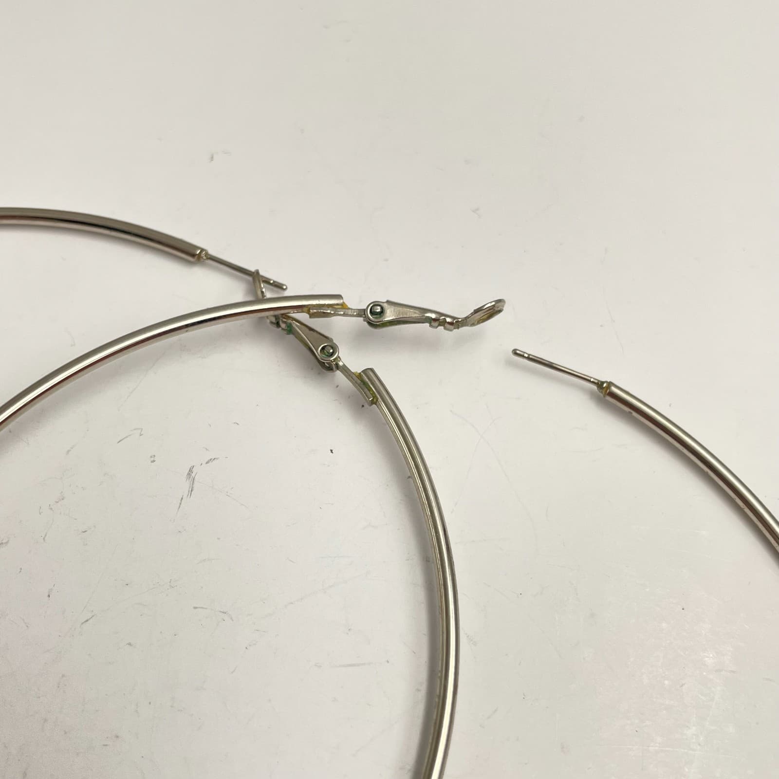 Vintage Y2K Gold/Silver Tone Huge Hoop Earrings Set 2 Pairs Fashion Jewelry - Thumbnail 3