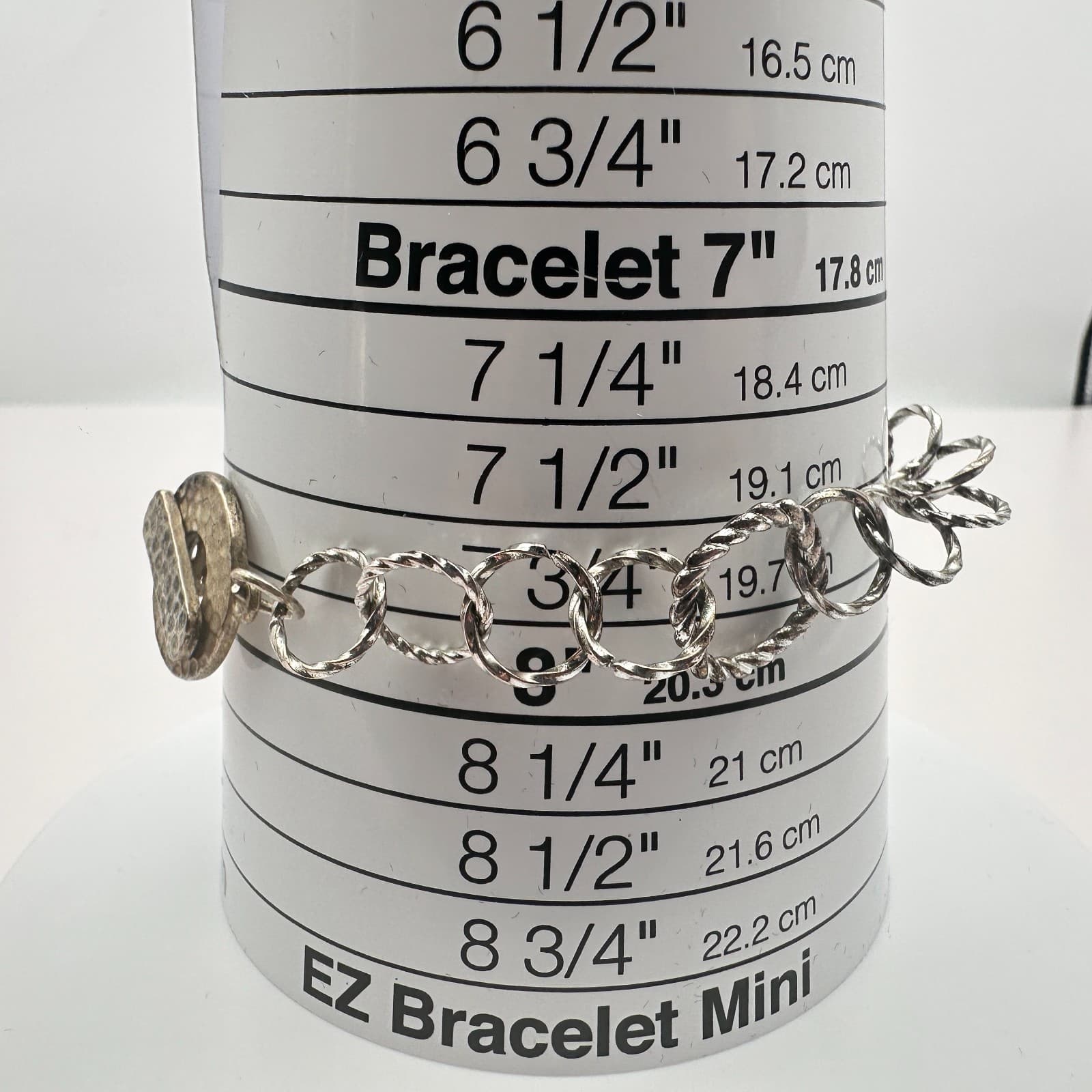 Vintage 80s Silver Tone Hammered Disc Toggle Link Bracelet Boho Texture Jewelry - Thumbnail 6