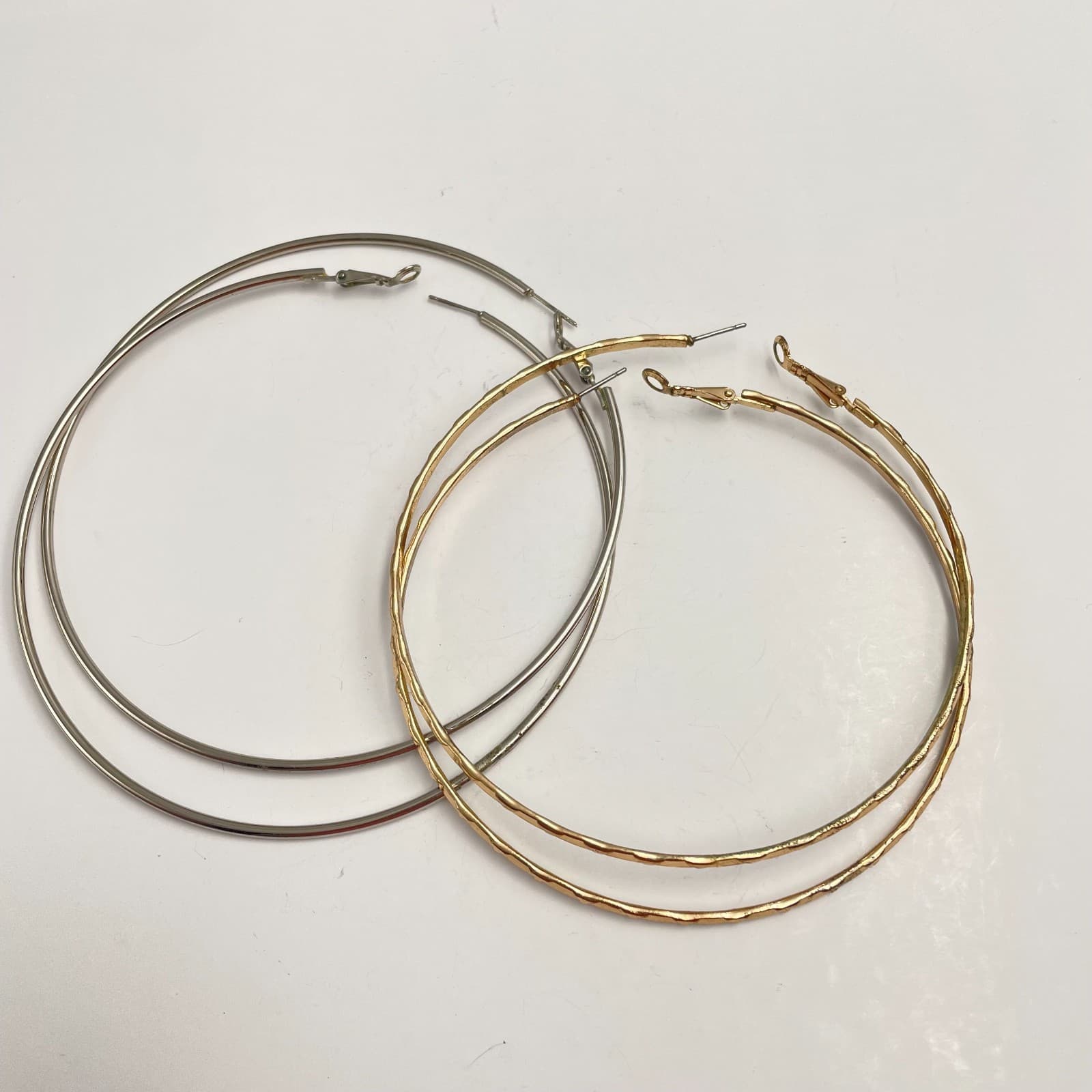 Vintage Y2K Gold/Silver Tone Huge Hoop Earrings Set 2 Pairs Fashion Jewelry - Image 1