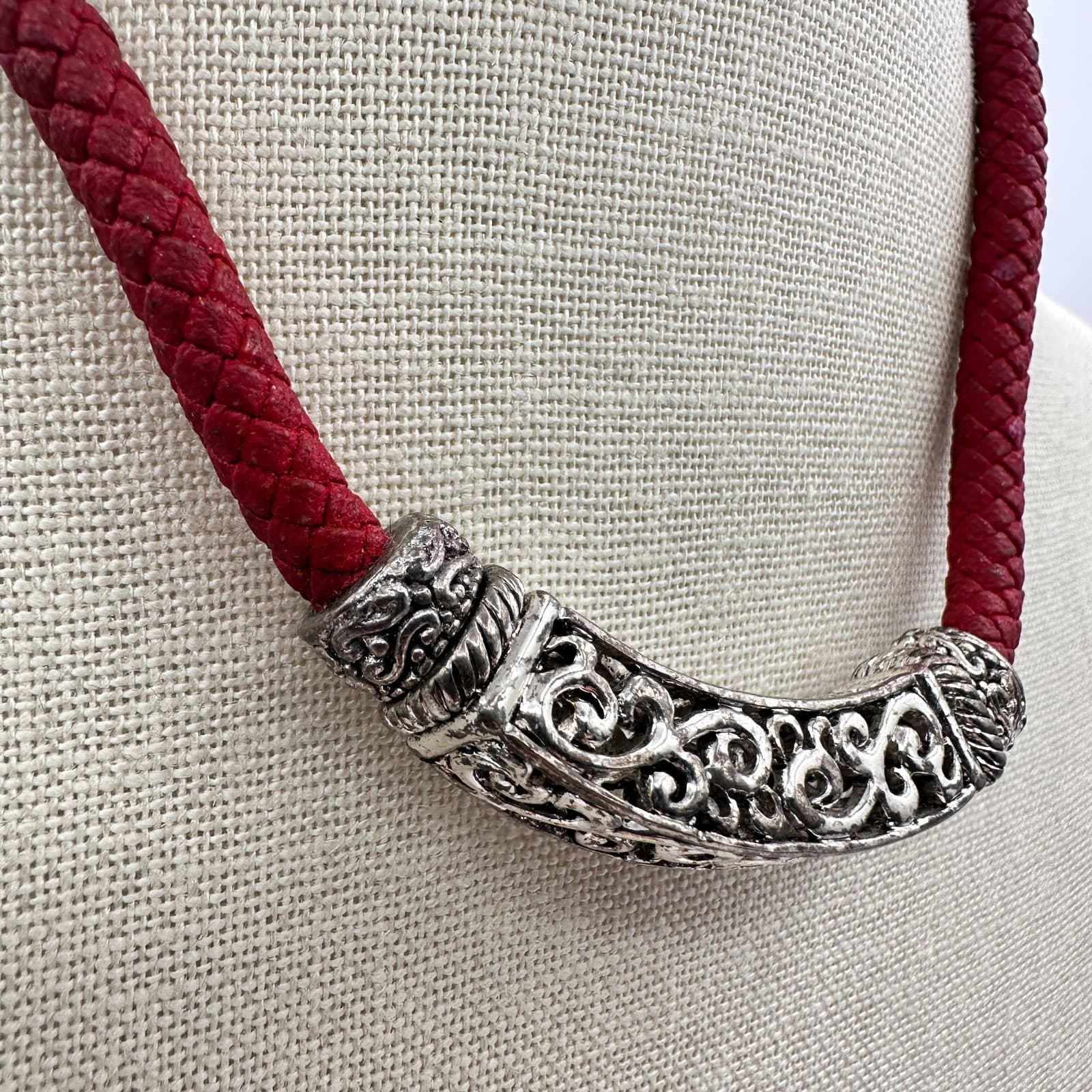 Vintage 90s Red Braided Cord Necklace Silver Tone Filigree Slide Pendant Boho - Thumbnail 3