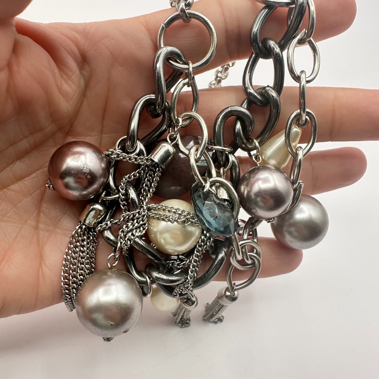 Vintage Y2K Cream Grey Faux Pearl Glass Bead Tassel Necklace Silver Tone Jewelry - Thumbnail 7