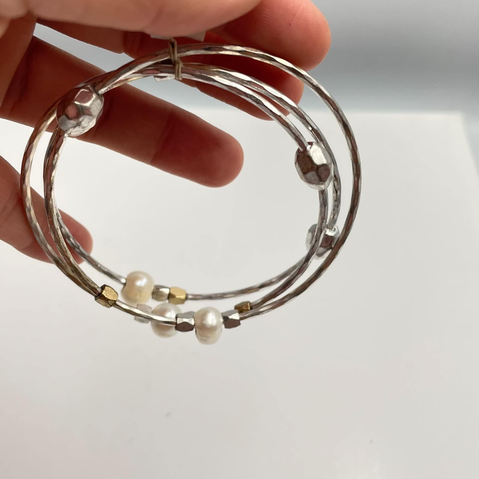 Vintage 80s Lucky Brand Pearl Silver & Gold Tone Bangle Bracelet Set Jewelry - Thumbnail 6