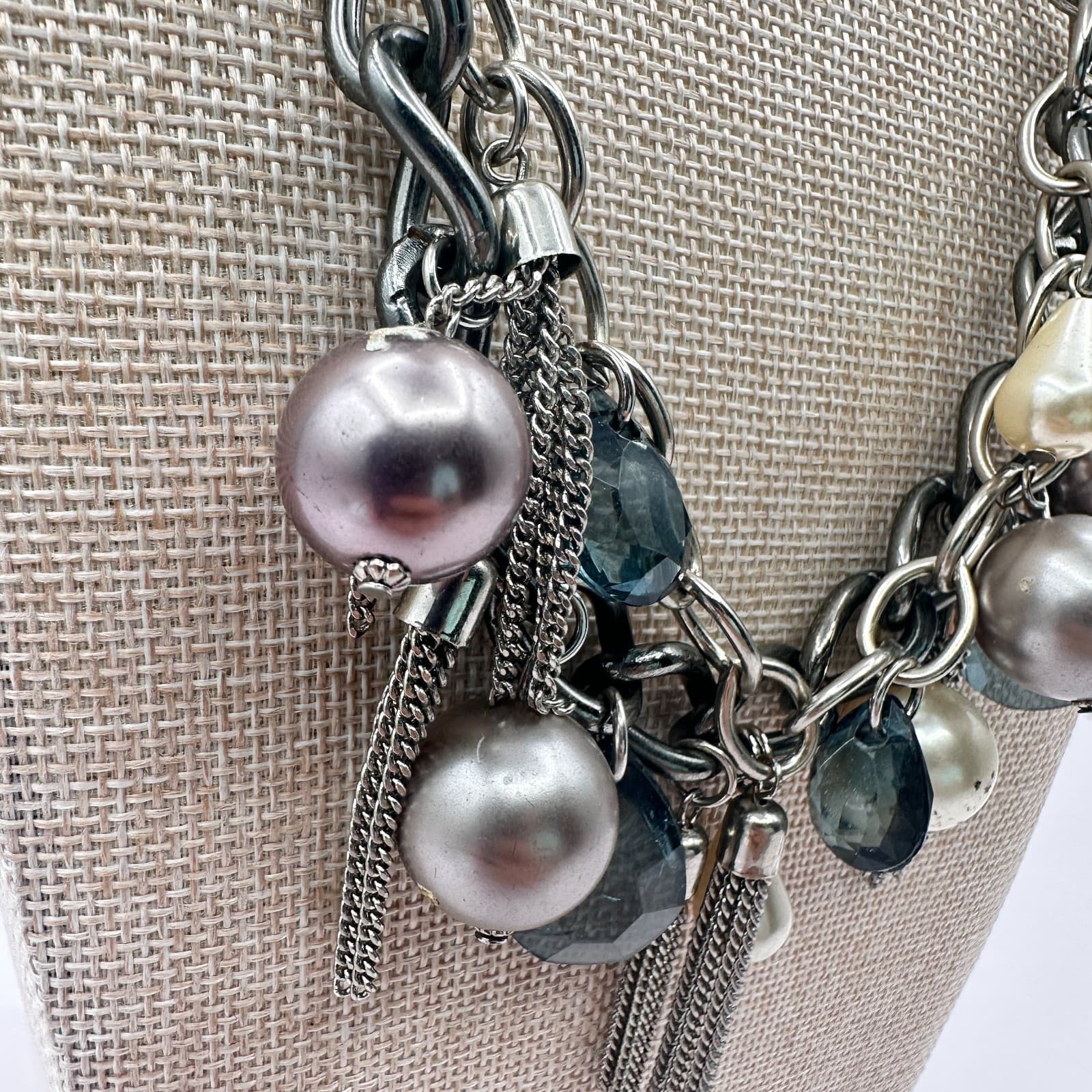 Vintage Y2K Cream Grey Faux Pearl Glass Bead Tassel Necklace Silver Tone Jewelry - Thumbnail 4