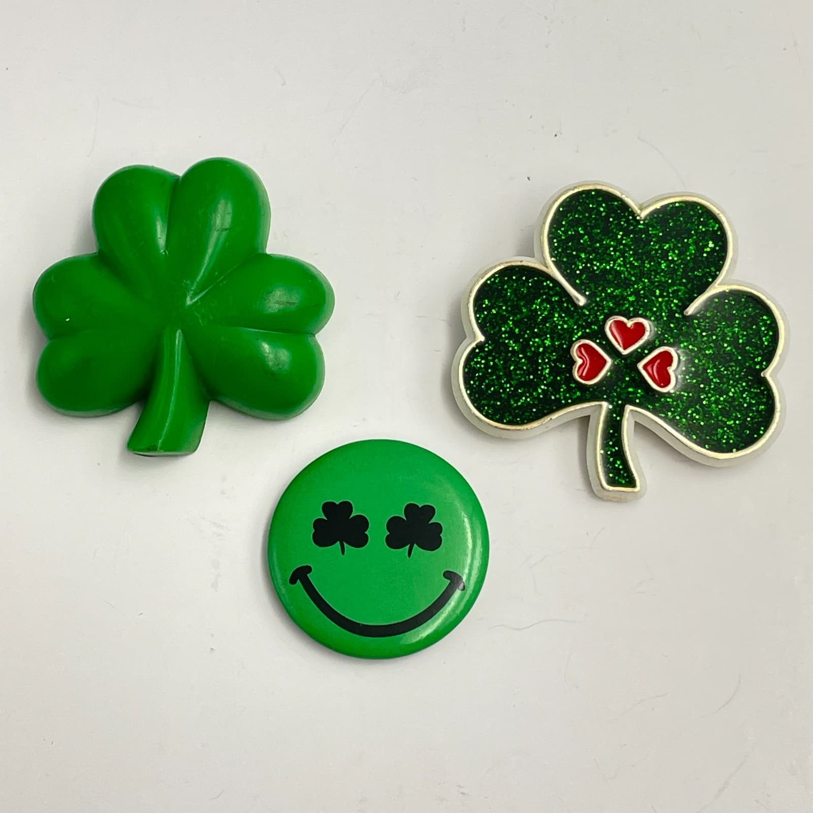 Vintage 80s Hallmark Patrick's Day Pin Shamrock Clover Hearts Smile Face Jewelry - Thumbnail 7